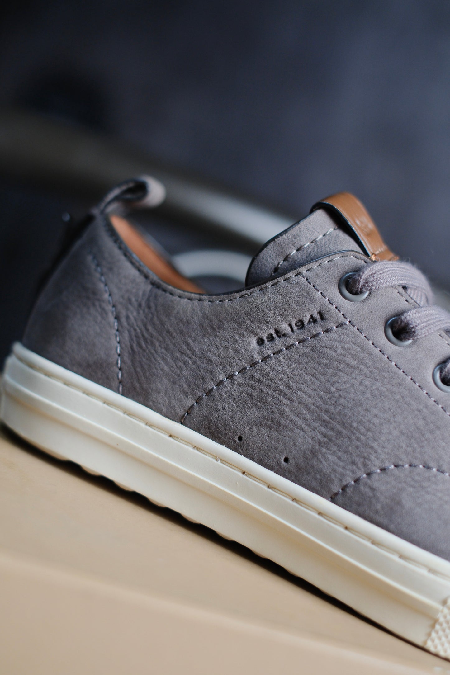 Tenis COA Gris