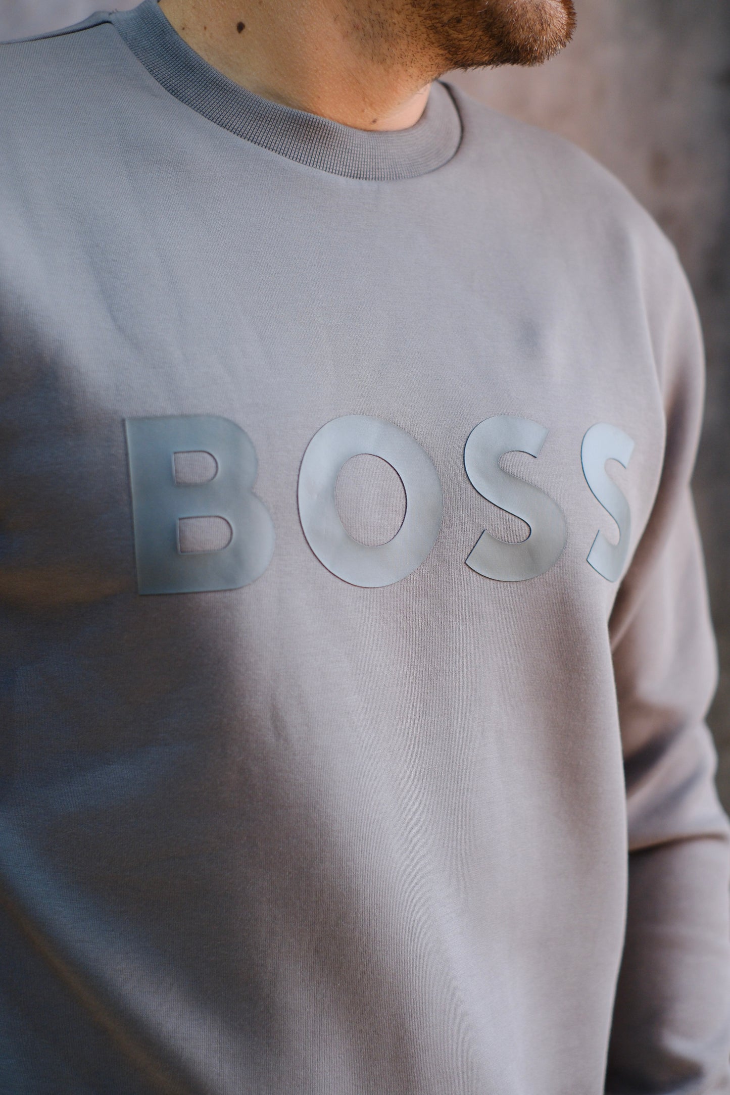 Buso HUG Gris Logo Negro