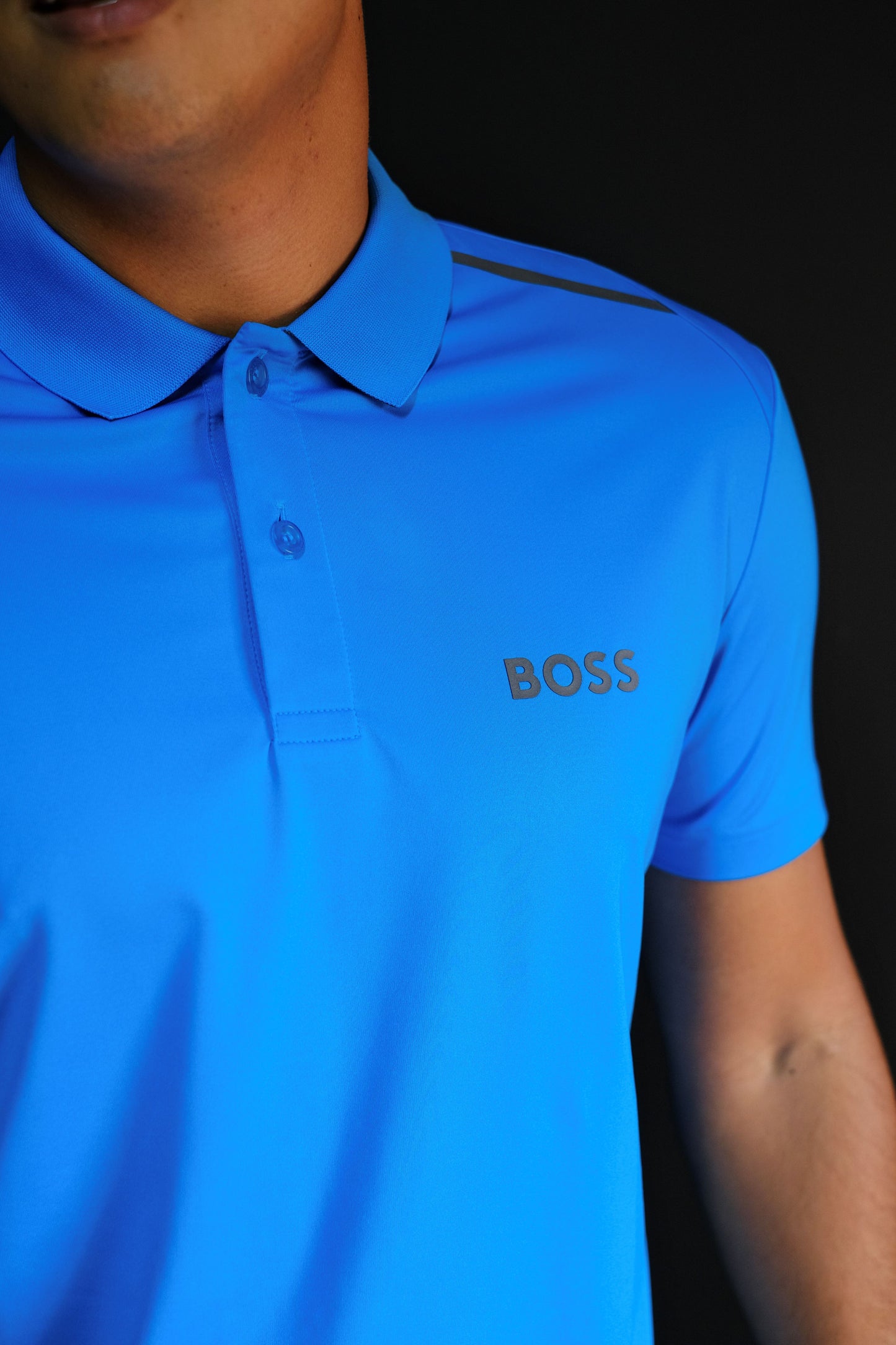 Polo HUG Azul Logo Negro