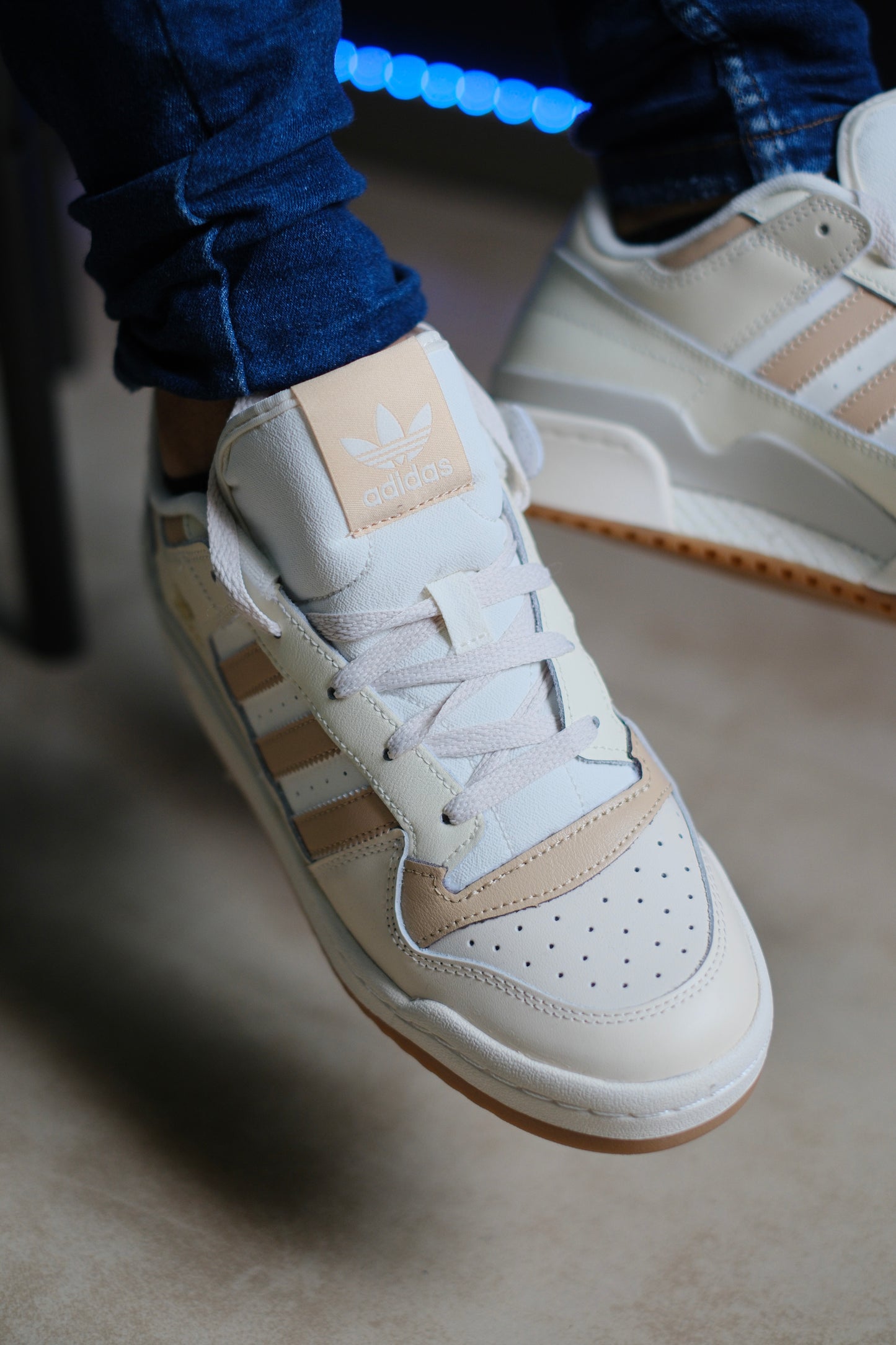 Tenis ADI Beige