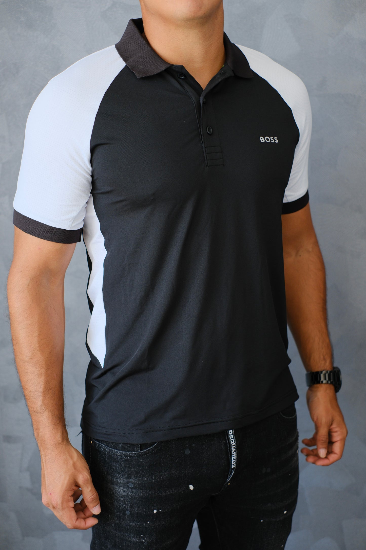 Polo HUG Negro Mangas Blancas