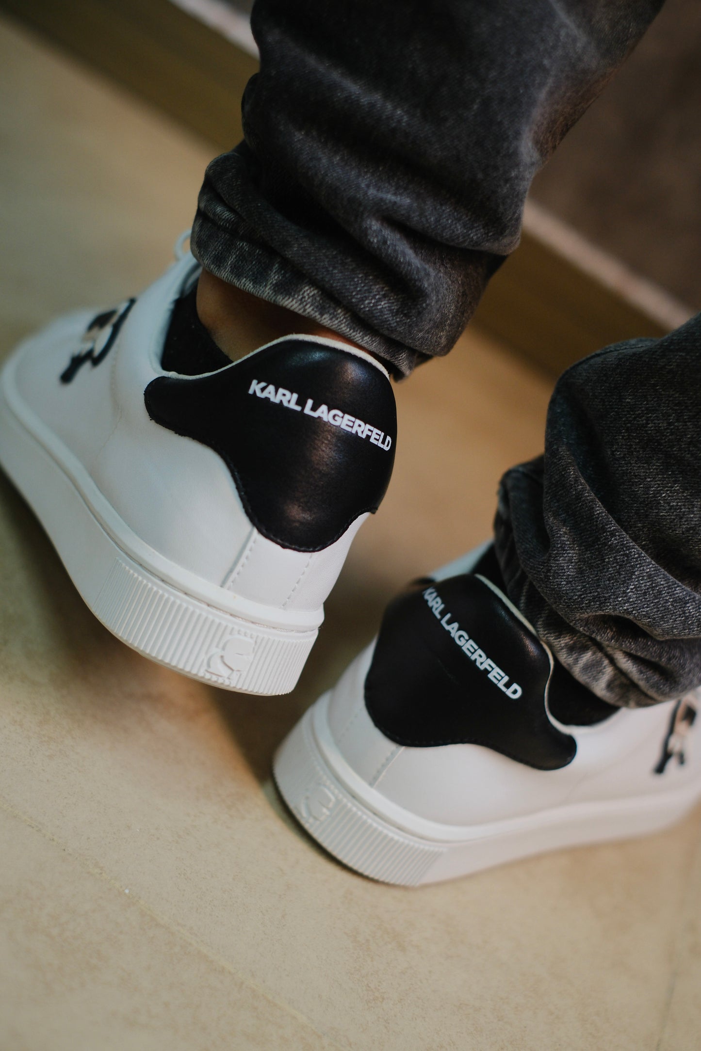 Tenis KAR Blancos