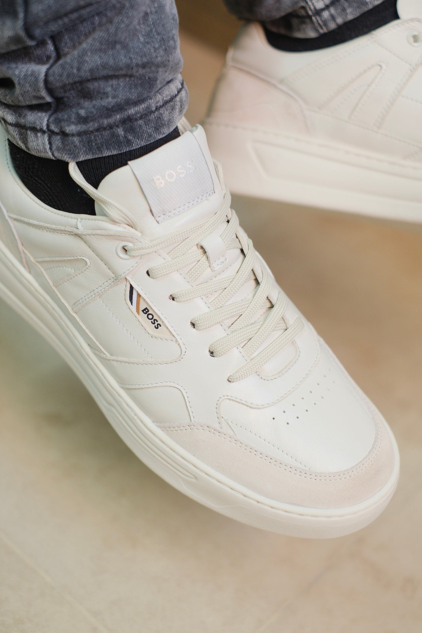 Tenis HUG blancos