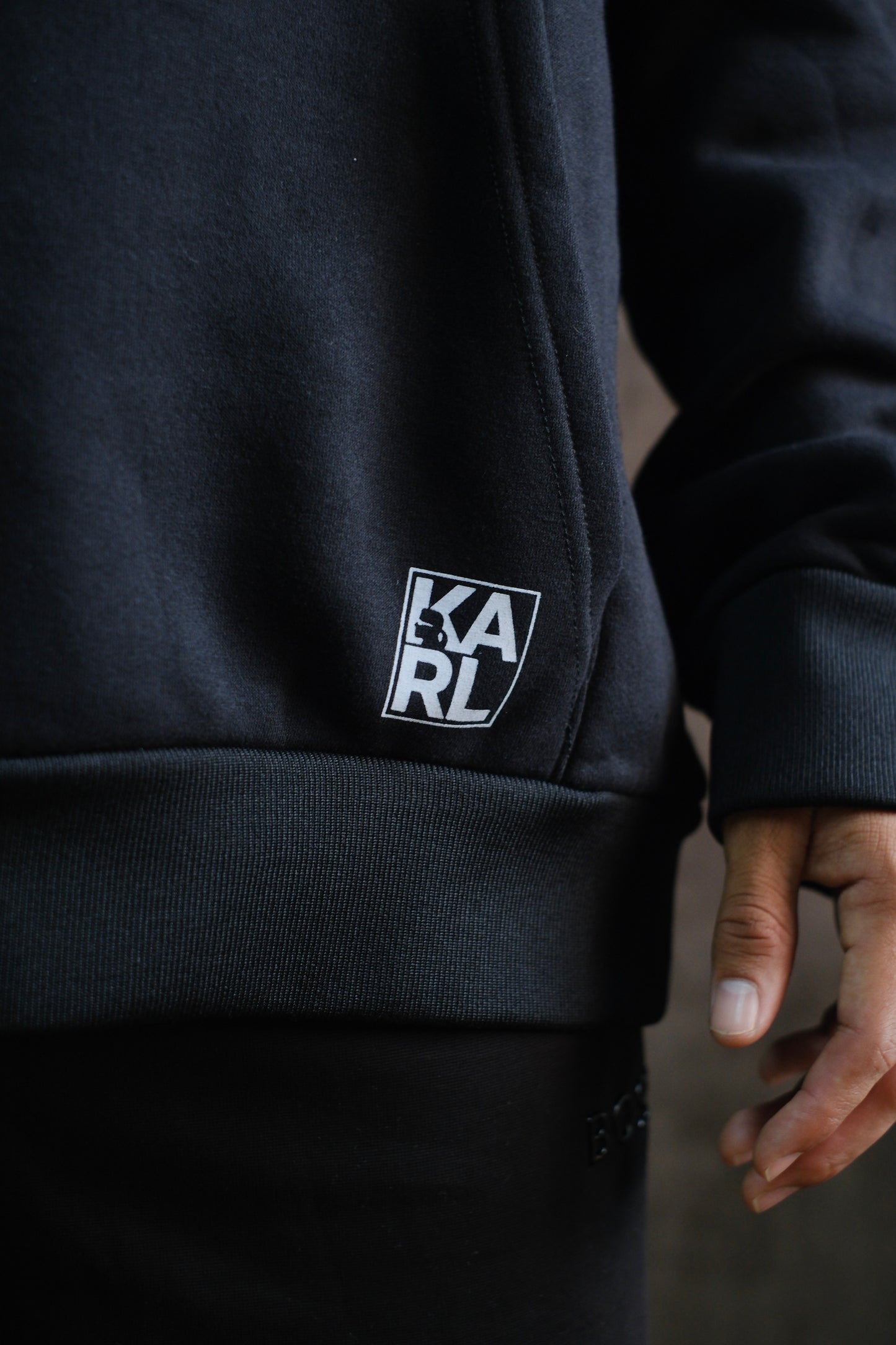 Buso KAR negro Logo pequeño
