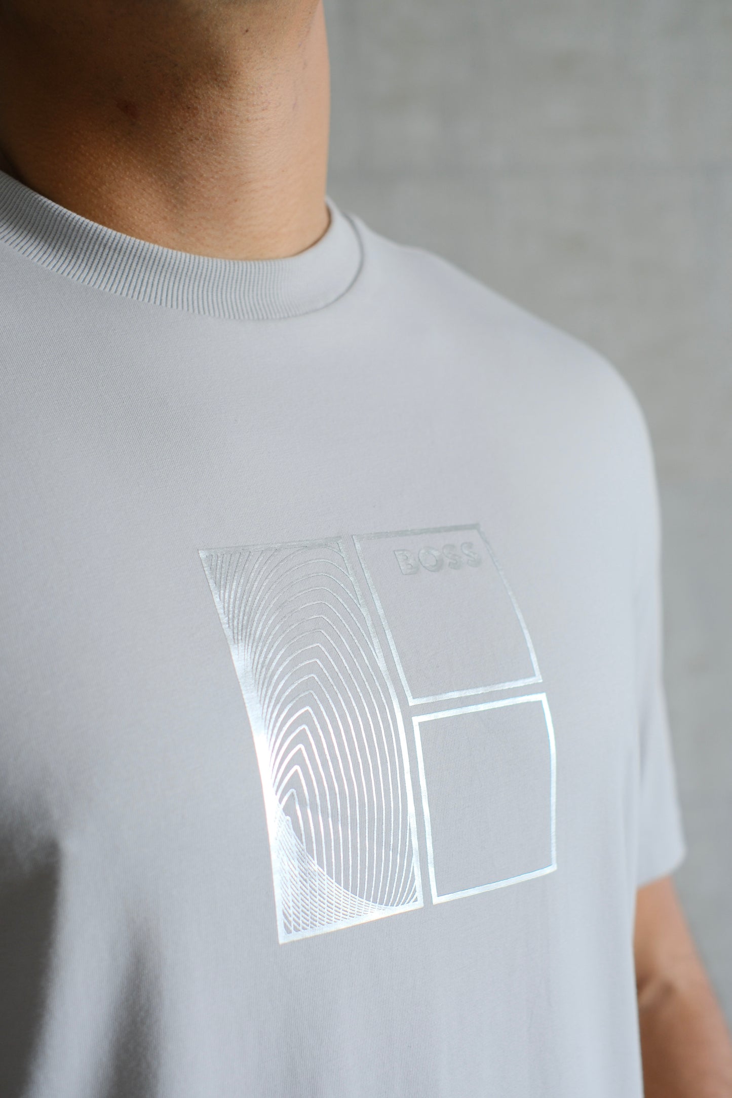 Camiseta HUG gris LOGO PLATA