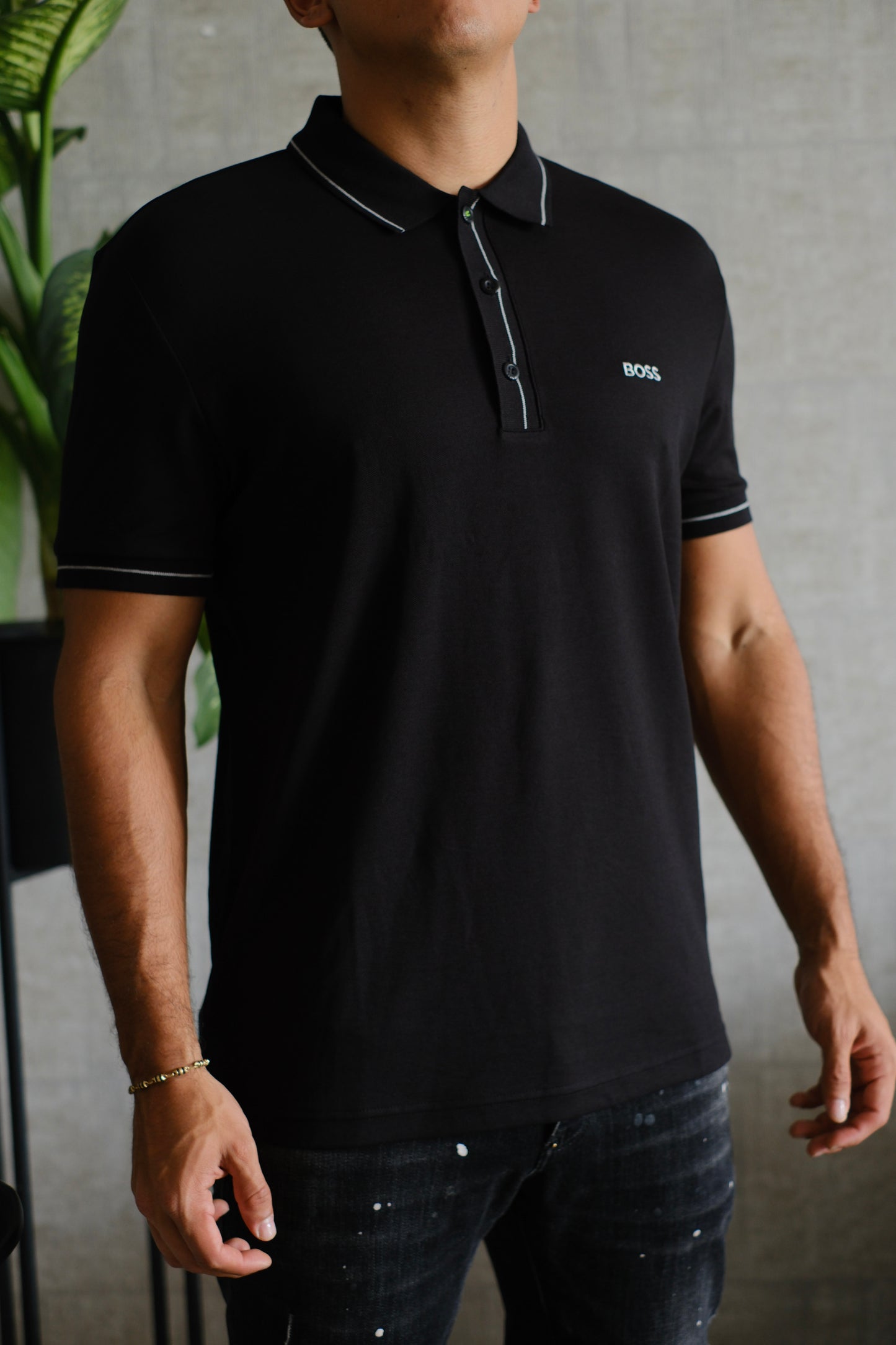 Polo HUG negra