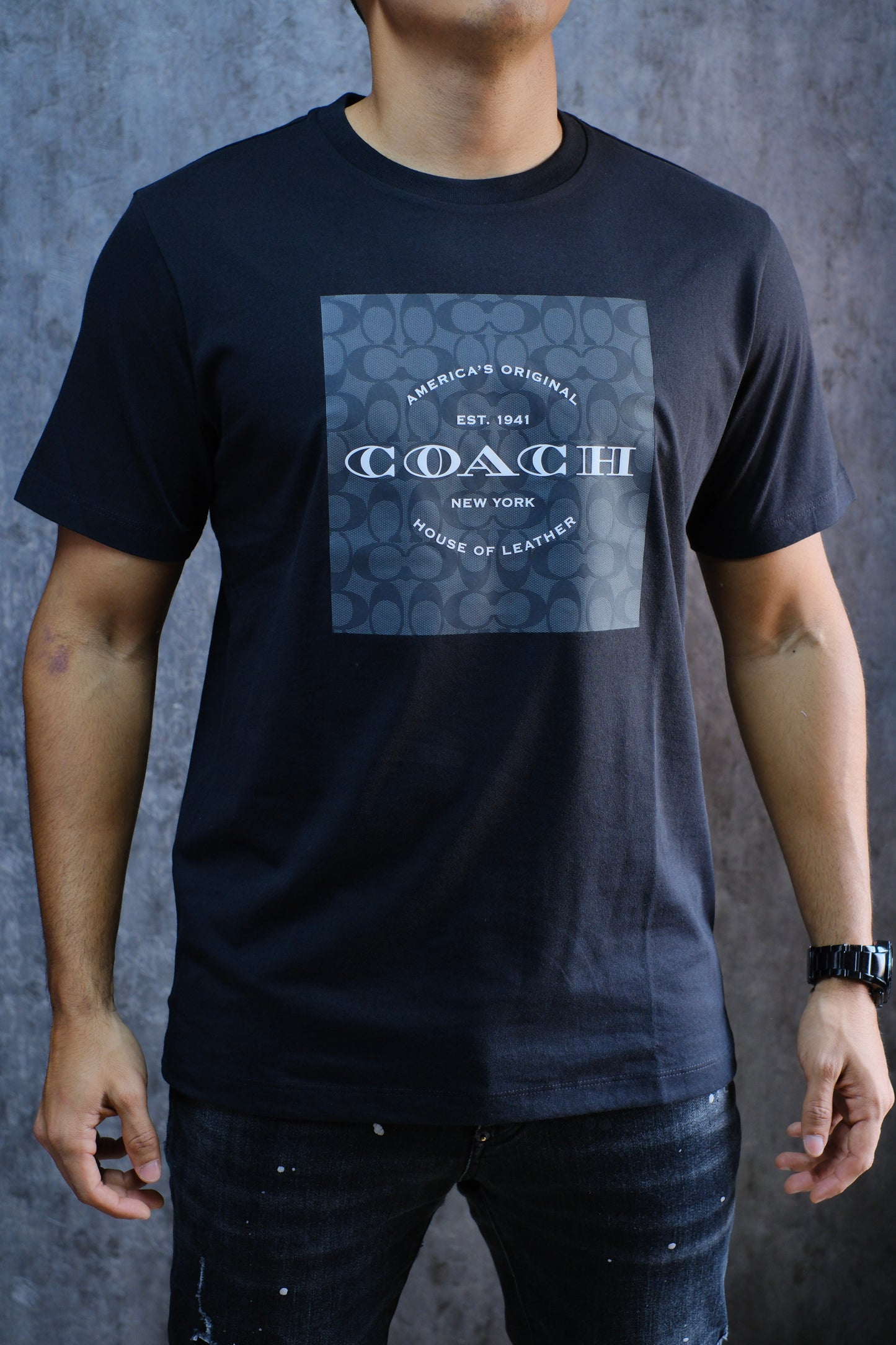 Camiseta COA Negra Logo gris