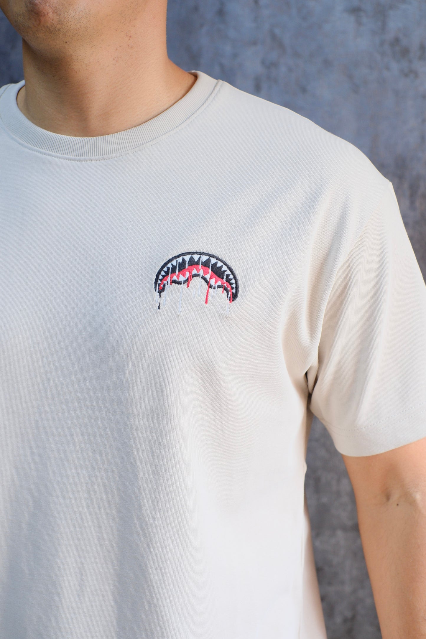 Camiseta SPR Beige Logo Pequeño