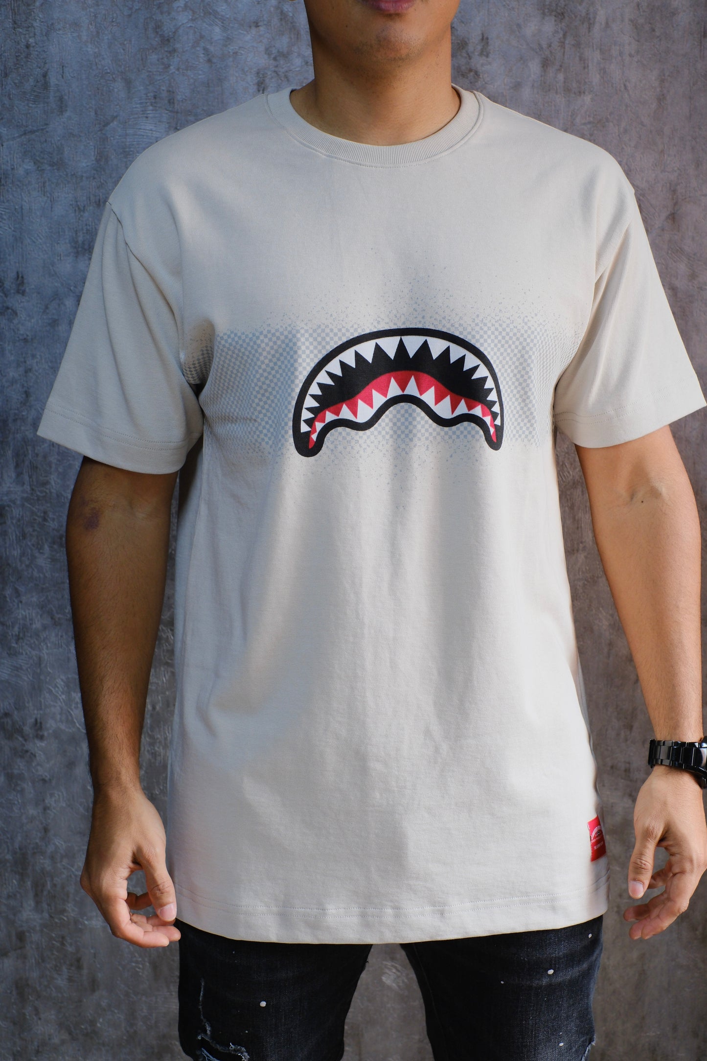 Camiseta SPR Beige Logo Con detalles Grises