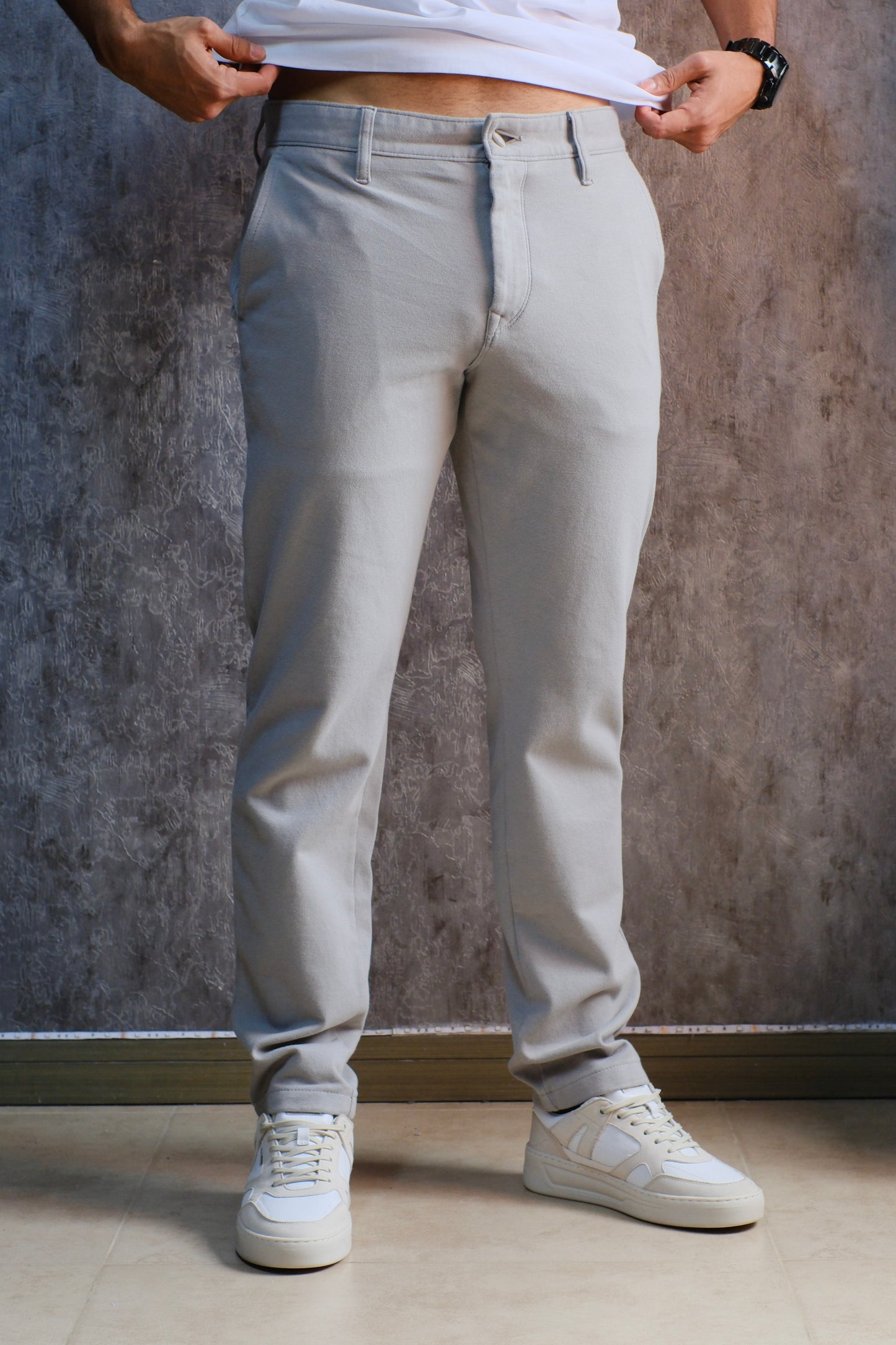 Pantalón HUG Gris