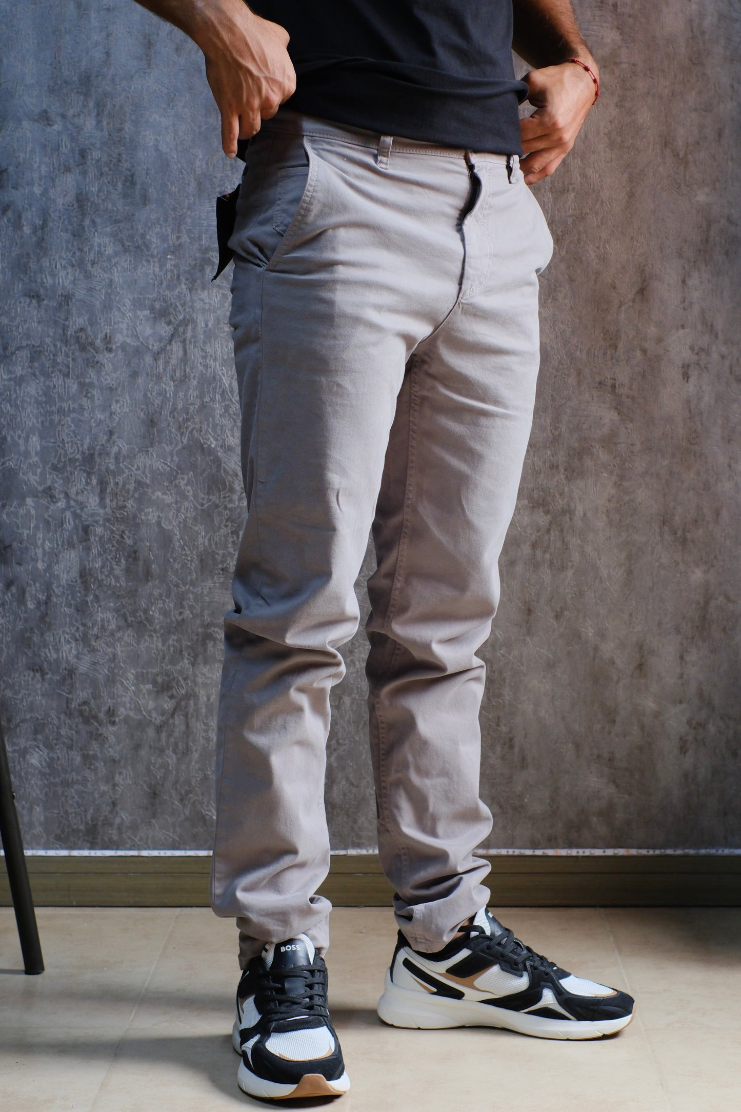 Pantalon HUG Gris