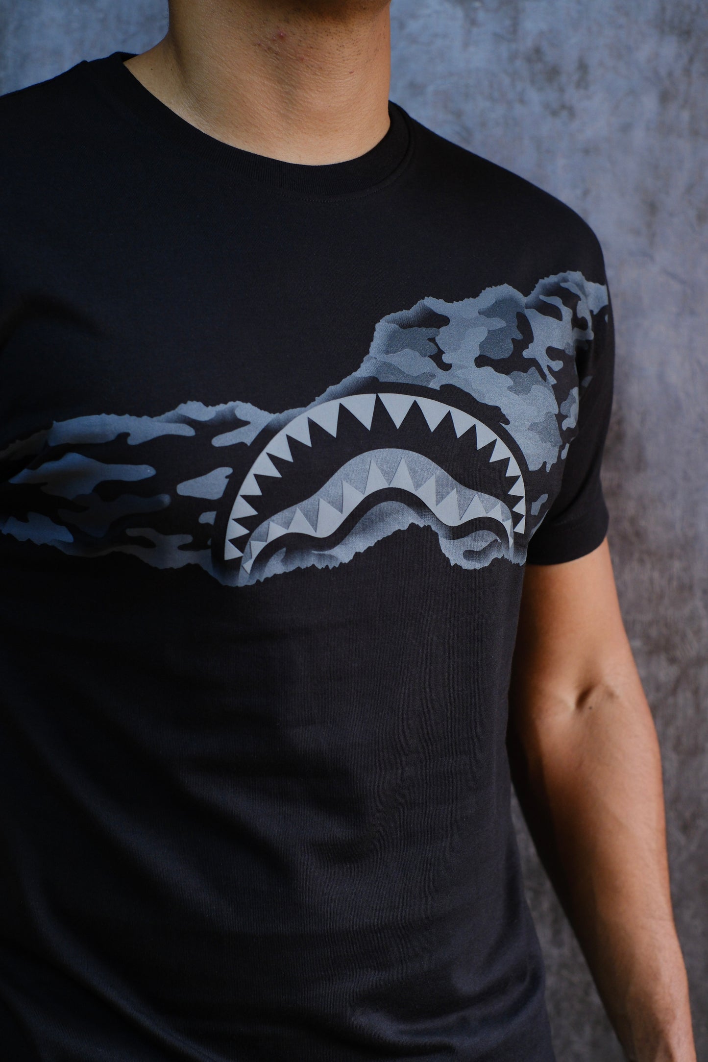 Camiseta SPR Negra Logo Gris