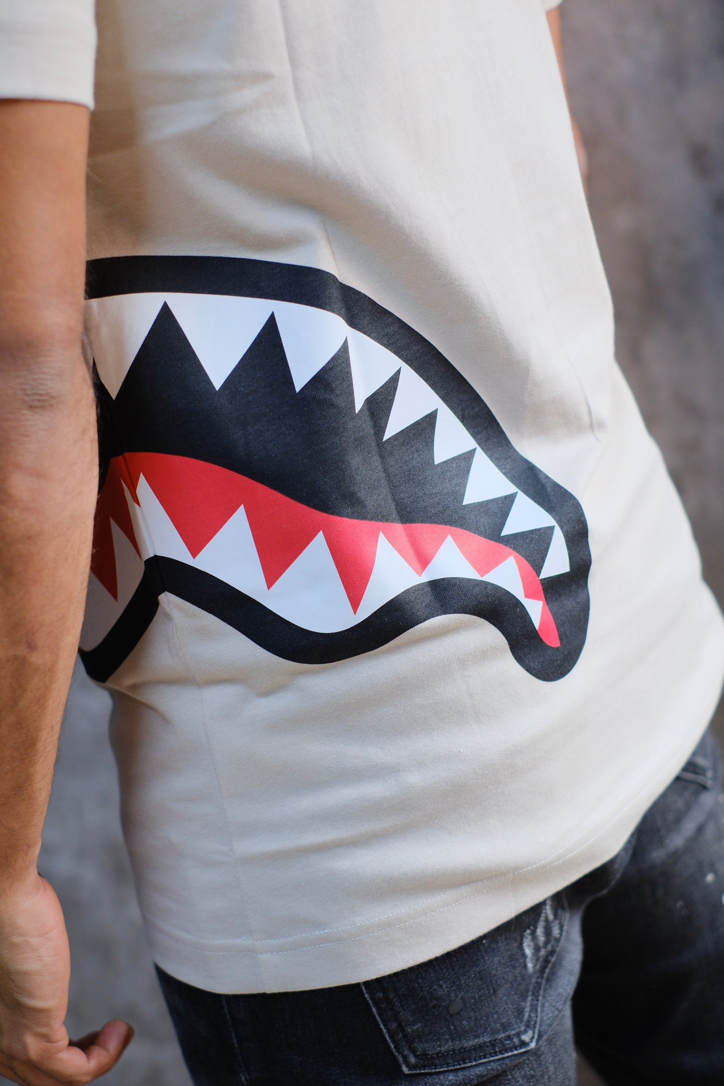 Camiseta SPR Beige Logo Lateral