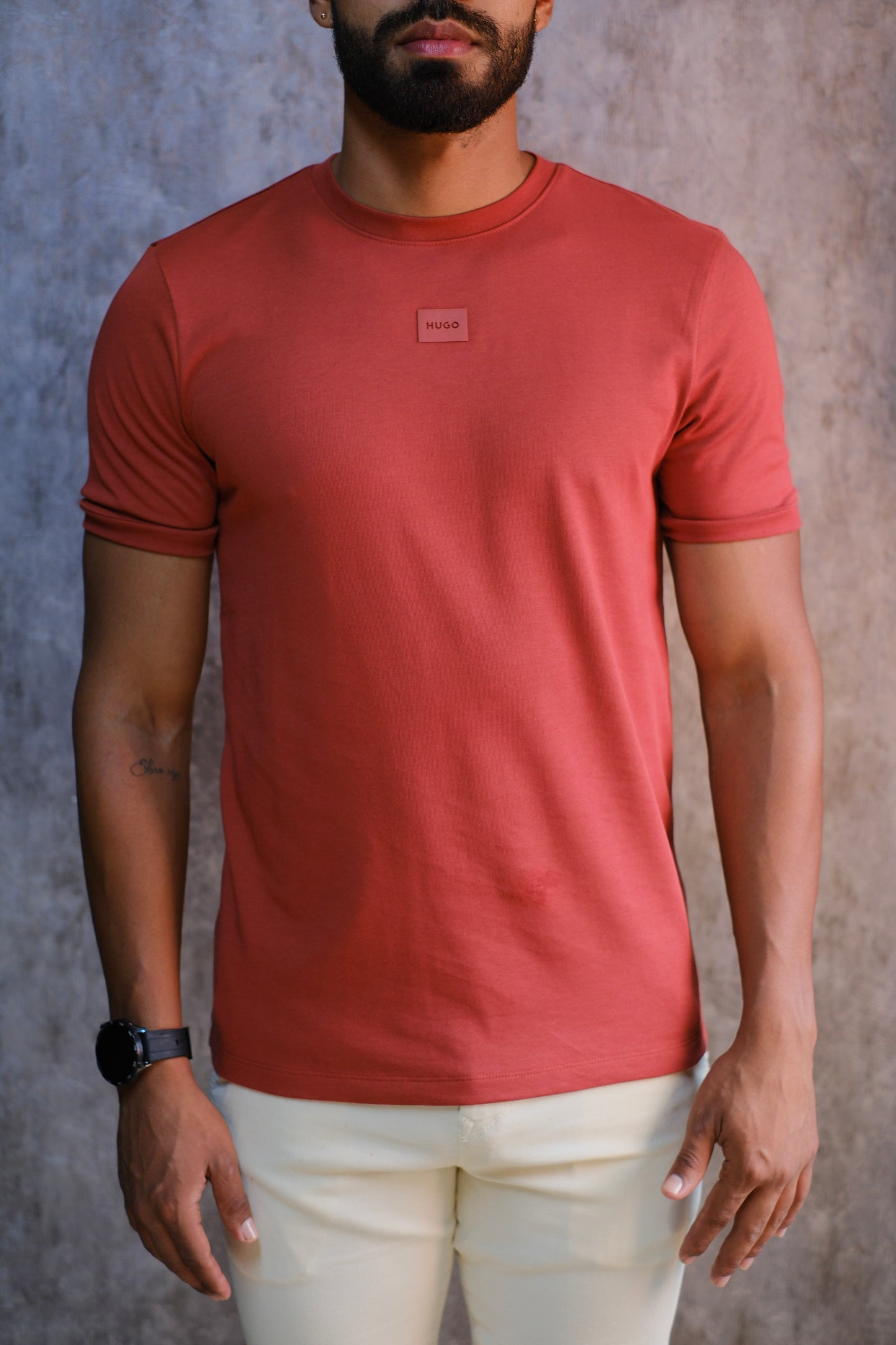 Camiseta HUG Rojo Ladrillo