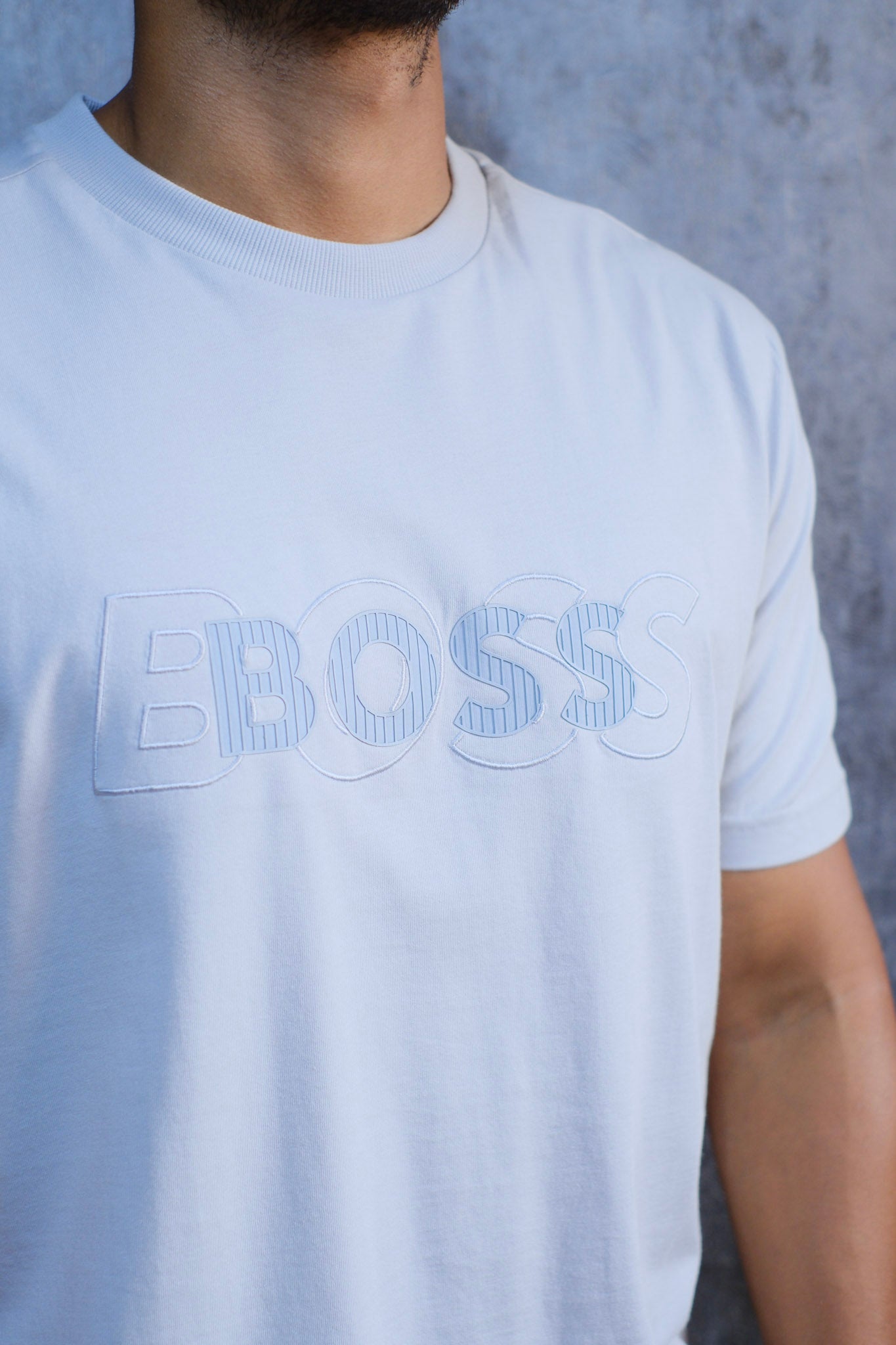 Camiseta Hug Gris Claro