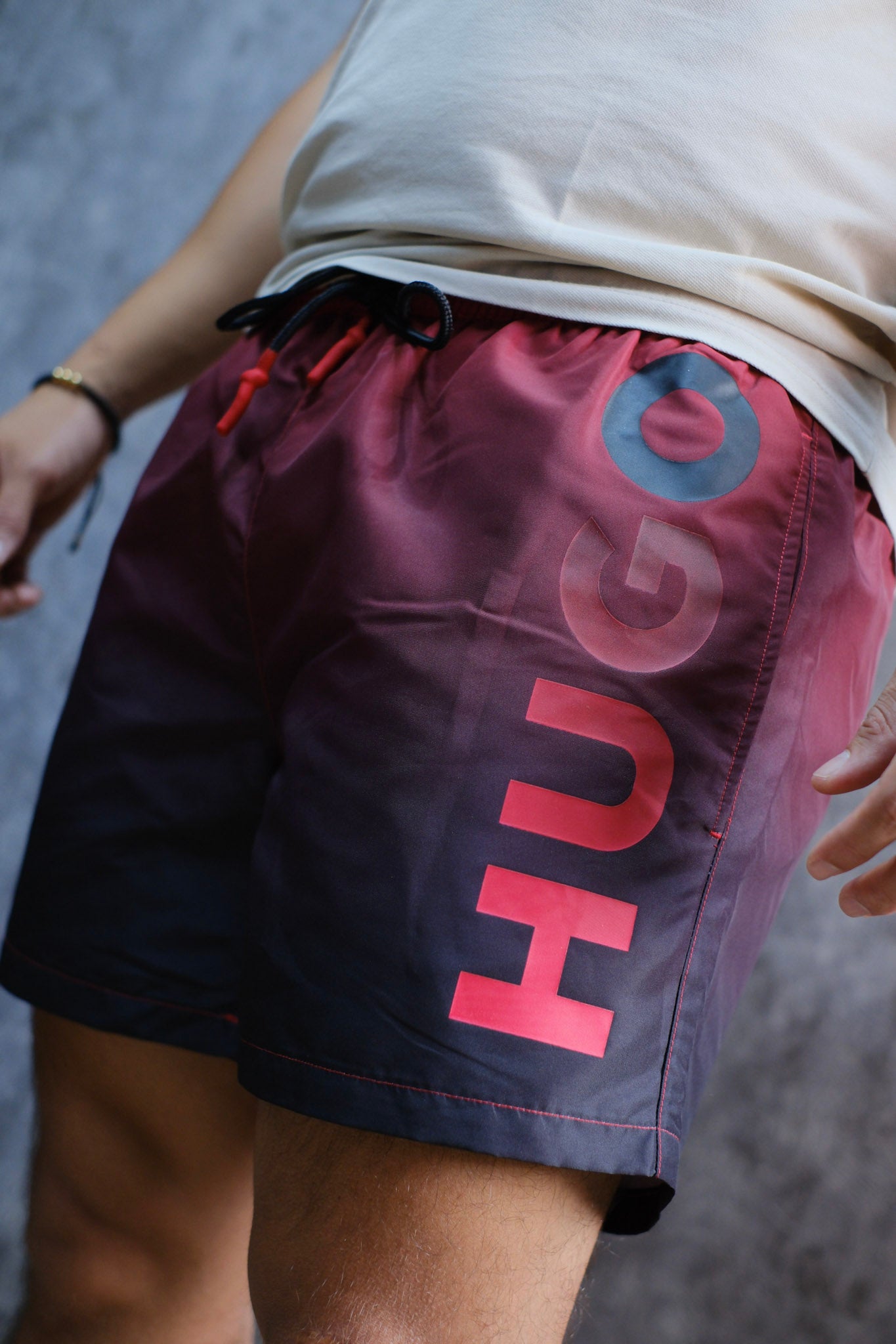 Pantaloneta HUG Roja