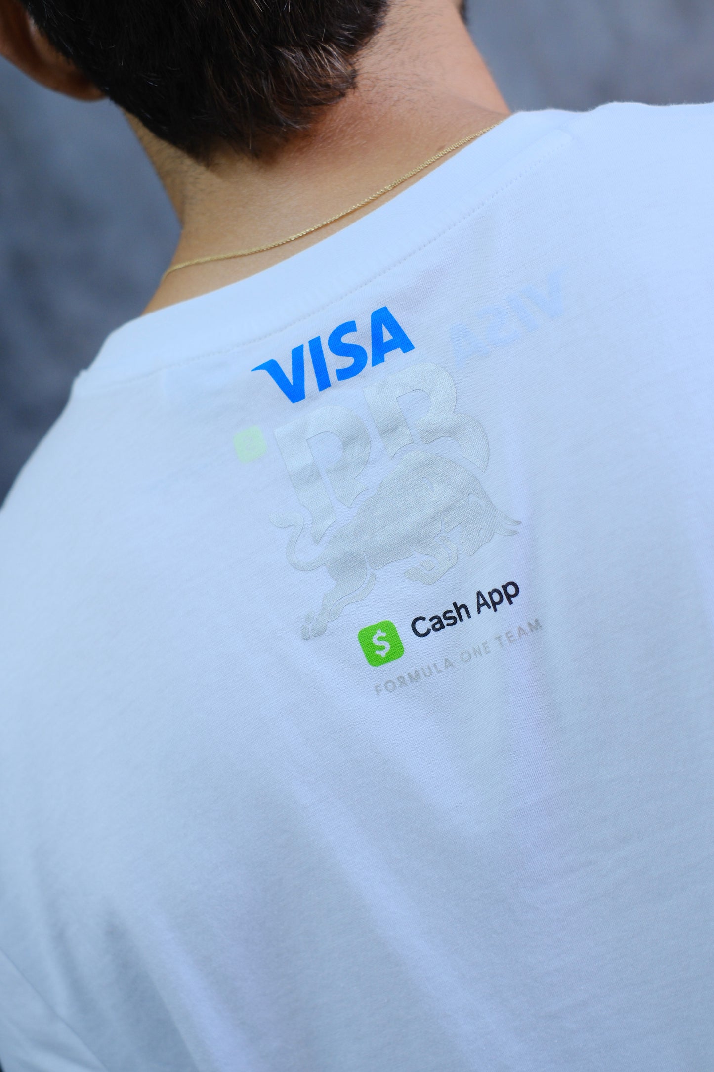 Camiseta HUG RB blanca logo plateado