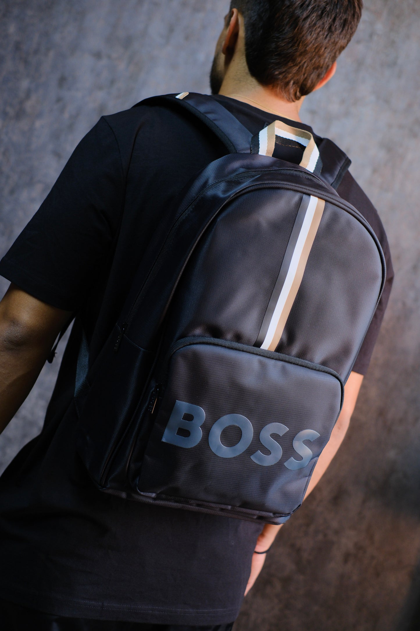 Bolso HUG negro