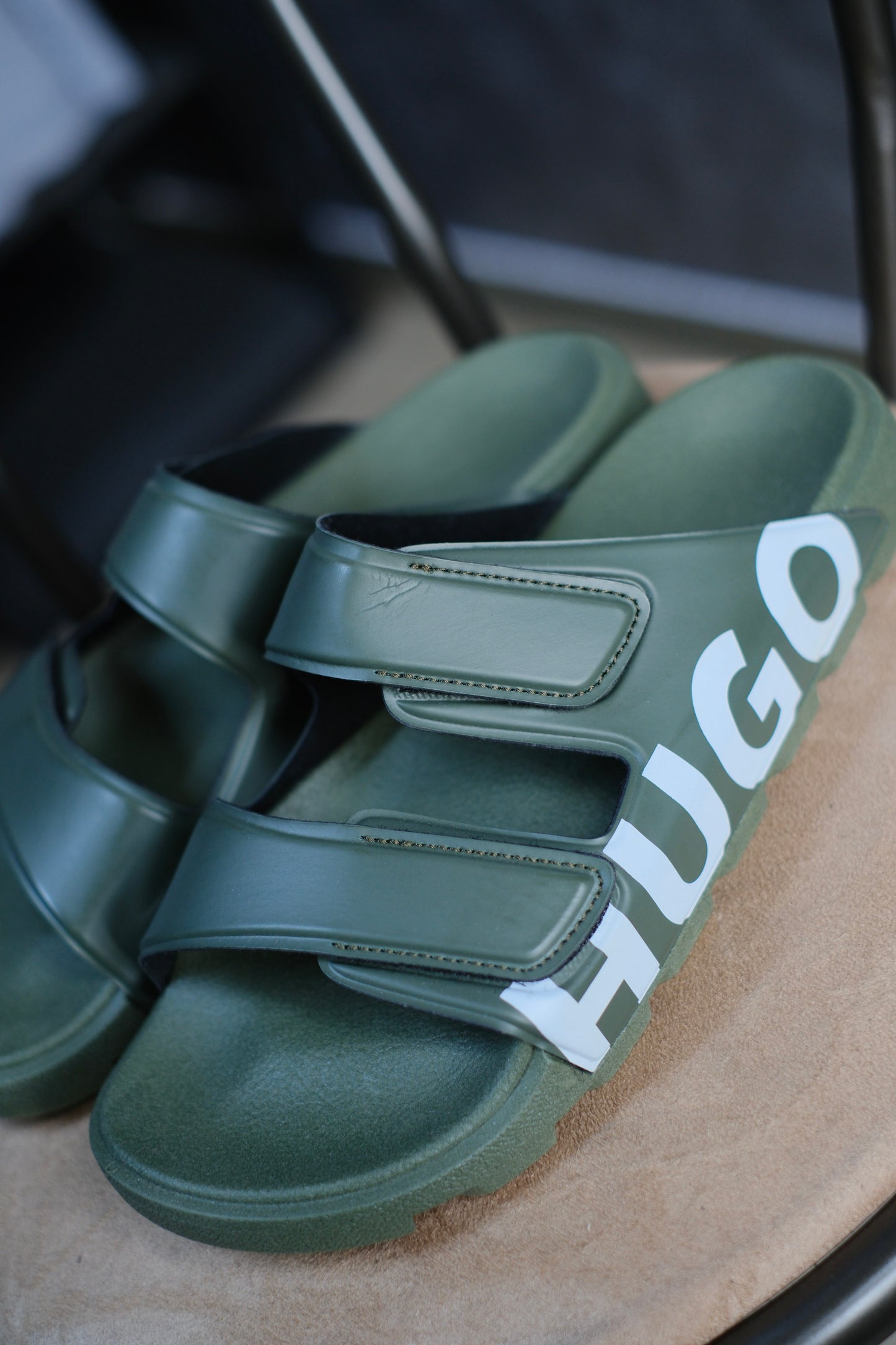 SANDALIAS HUG VERDES