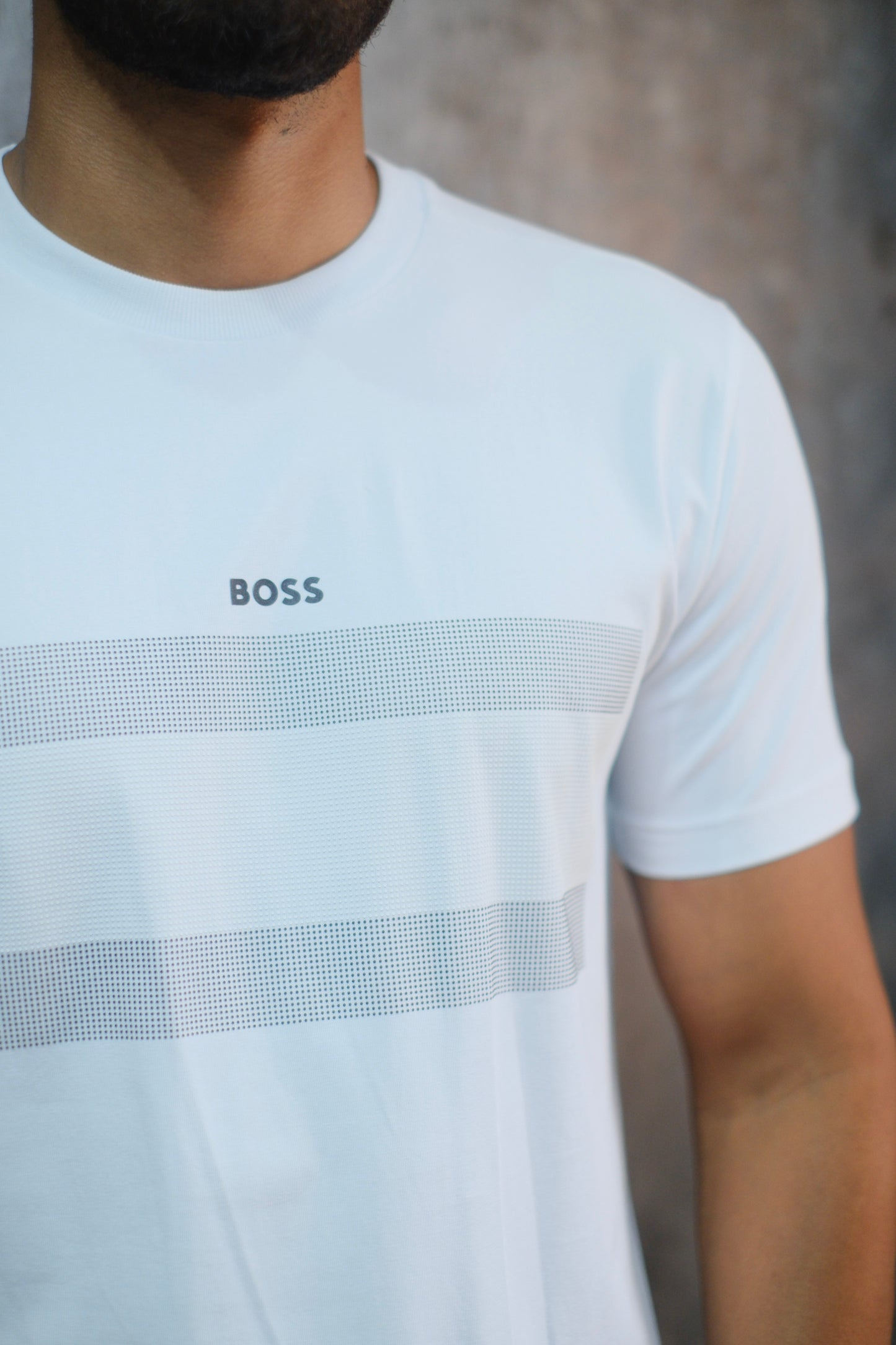 Camiseta HUG Blanca Logo Negro