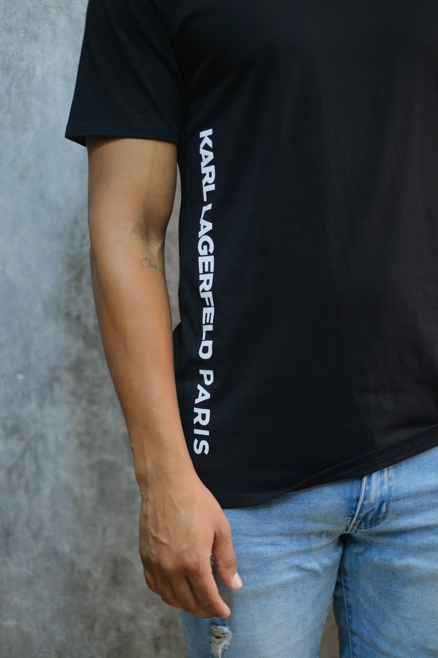 Camiseta KAR Negra