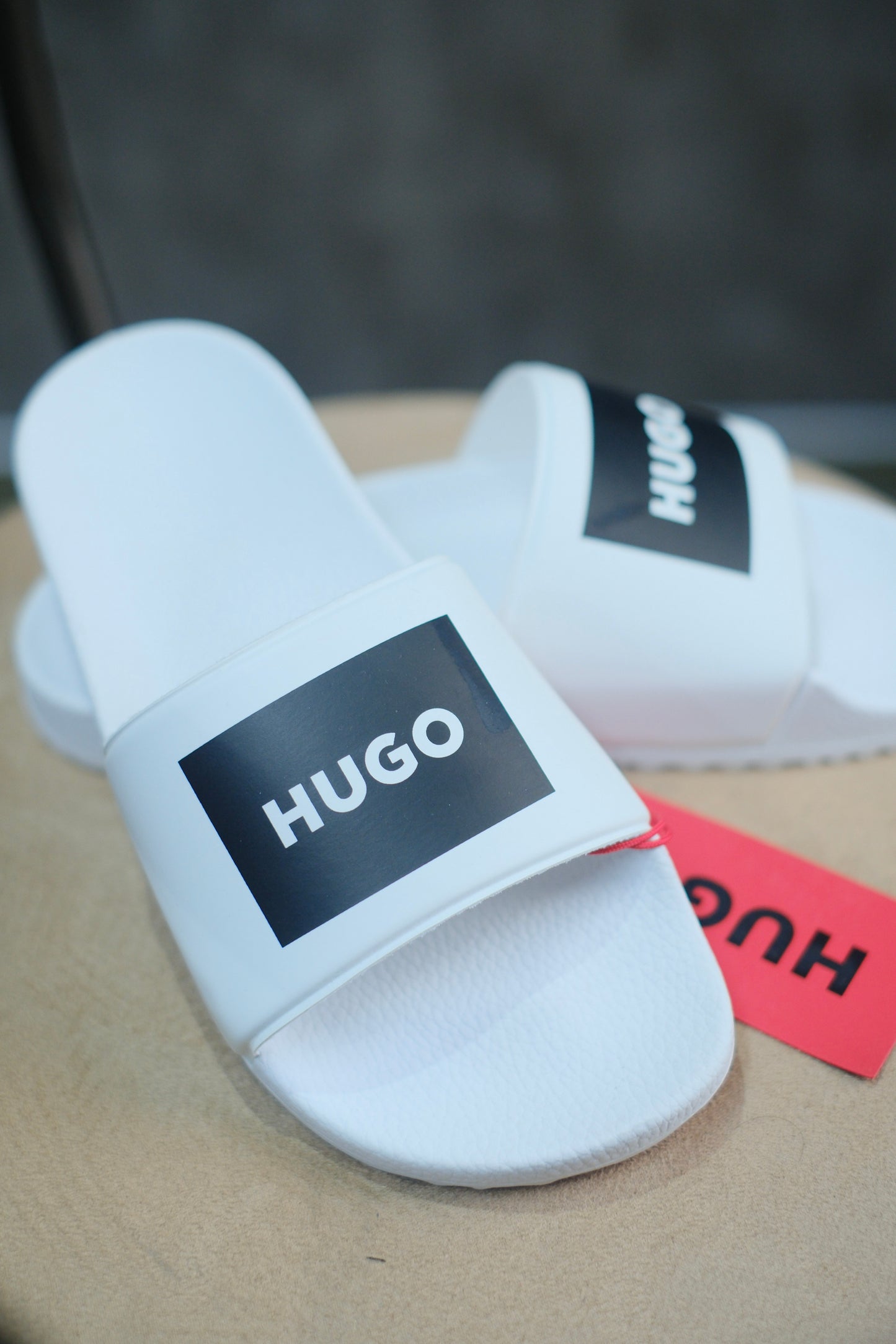 Sandalias HUG Blancas Dama