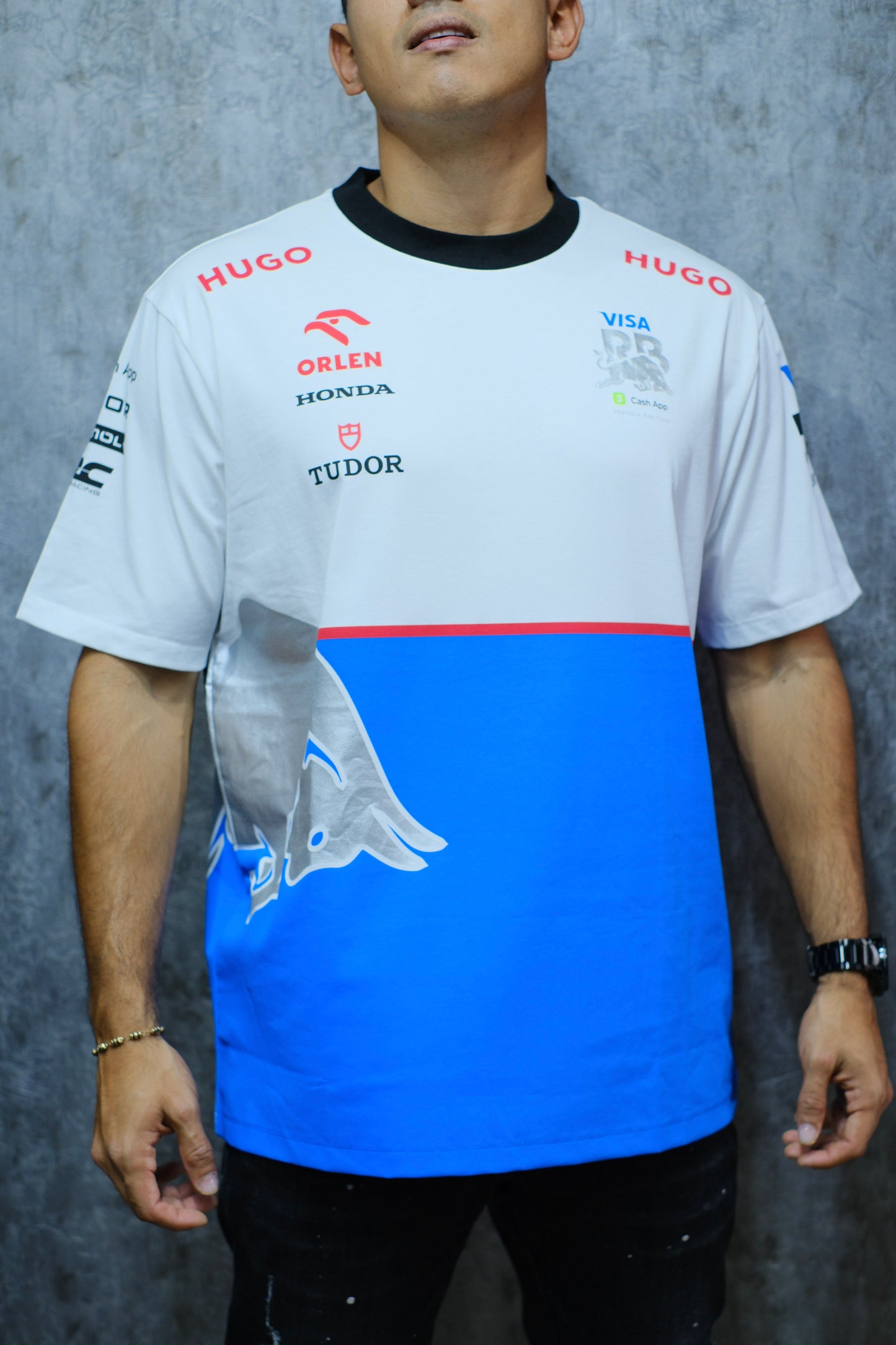 Camiseta HUG RB blanca con azul