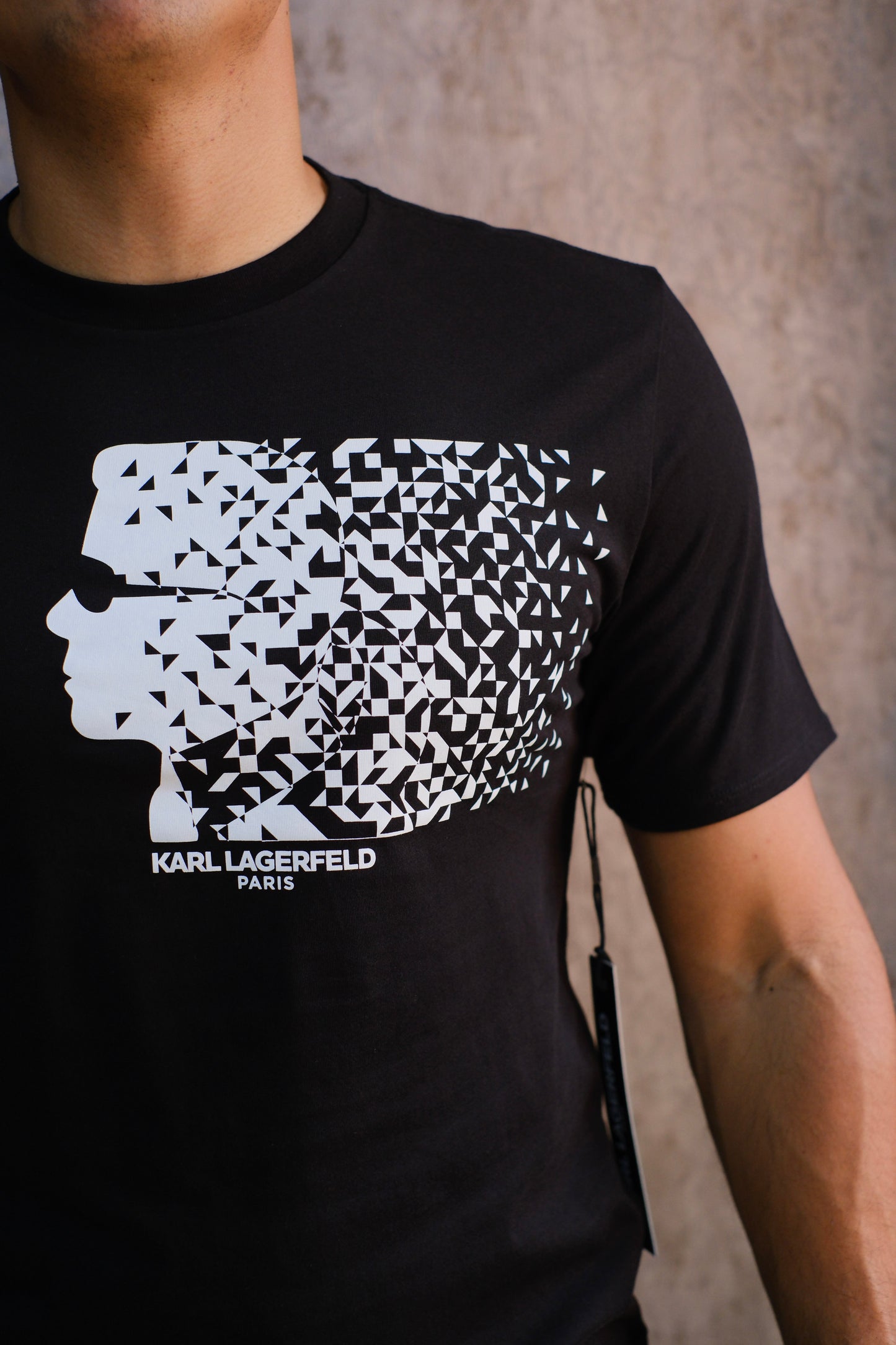 Camiseta KAR Negra Logo Difuminado