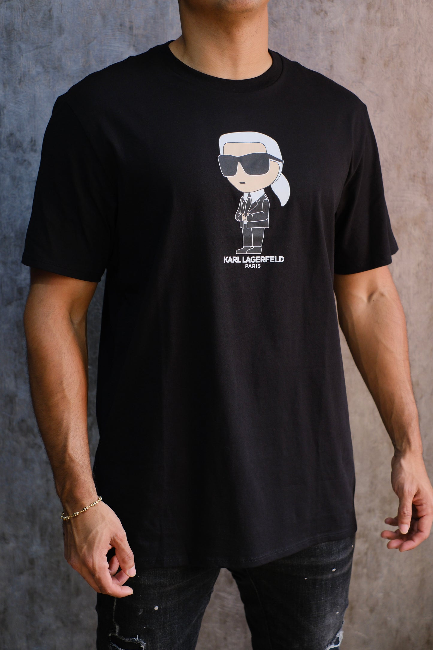 Camiseta KAR Negra Logo Muñeco