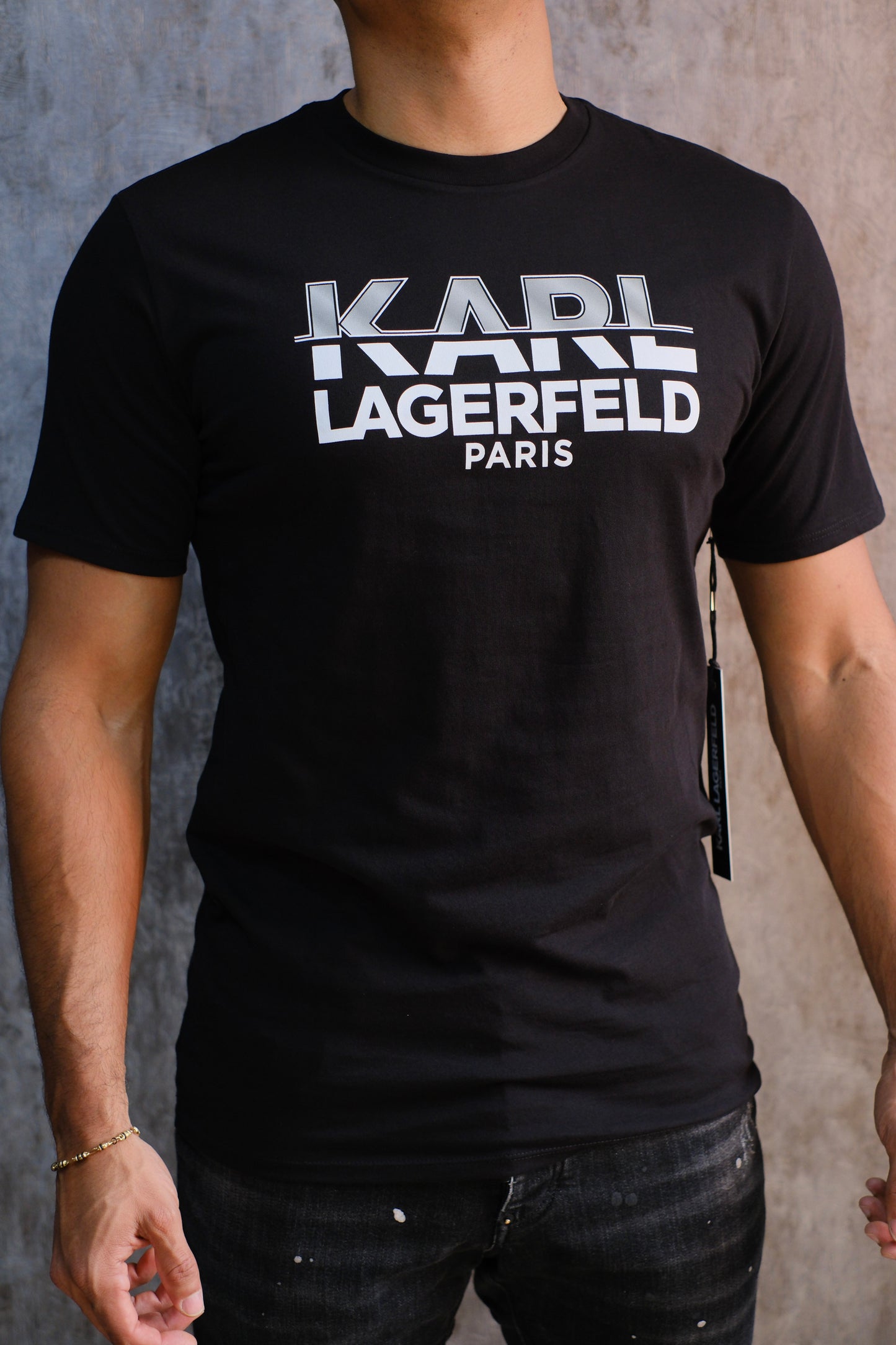 Camiseta KAR Negra Logo Blanco
