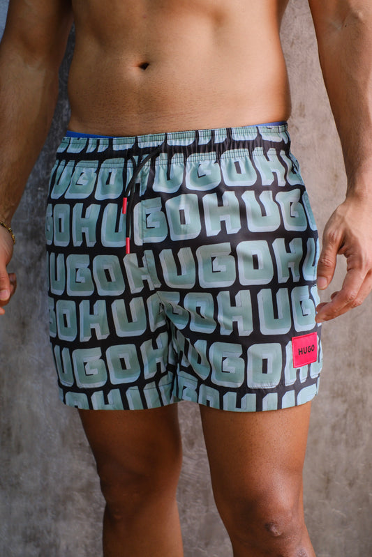 Pantaloneta HUG Verde Detalles Negros