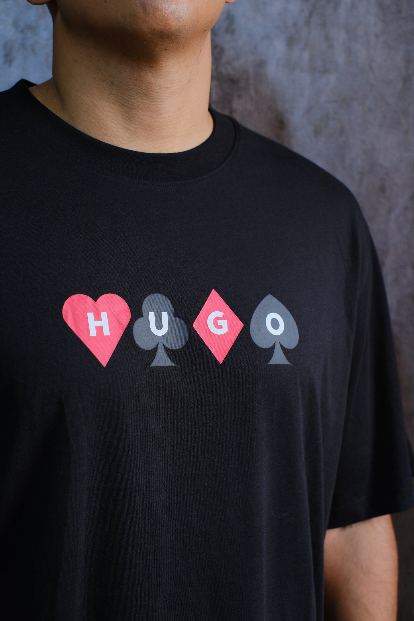 Camiseta HUG negra