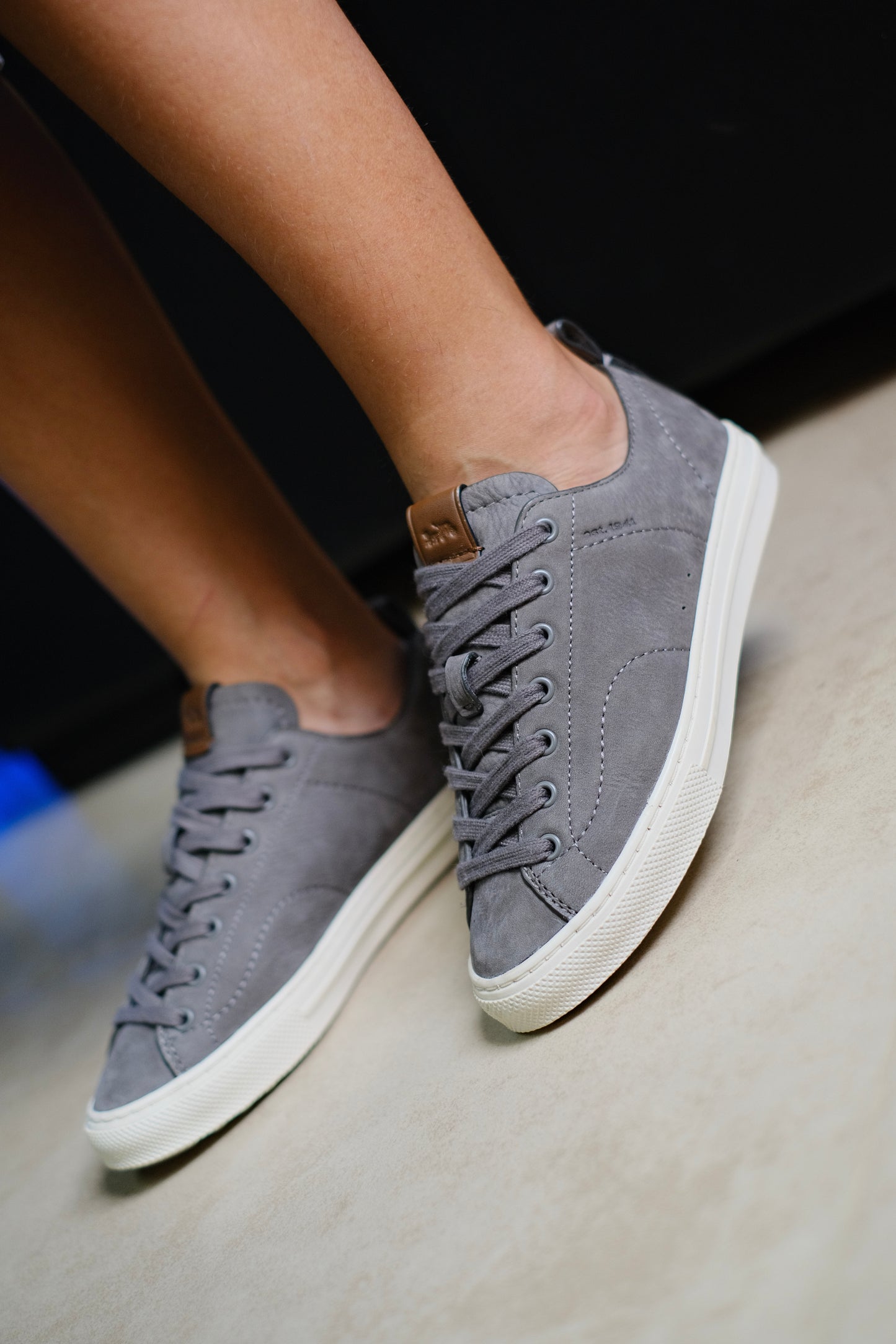 Tenis COA Dama Gris