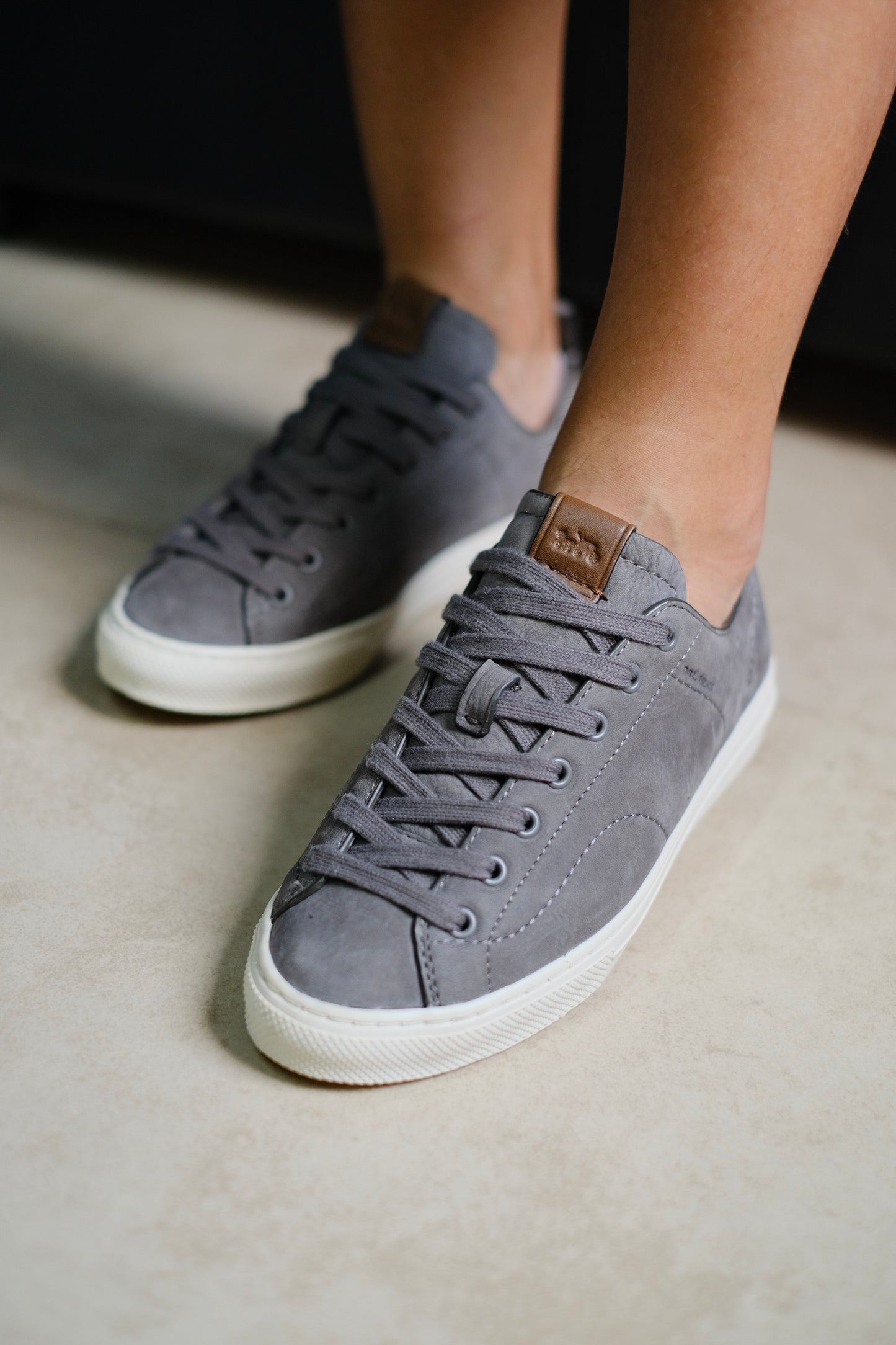 Tenis COA Dama Gris
