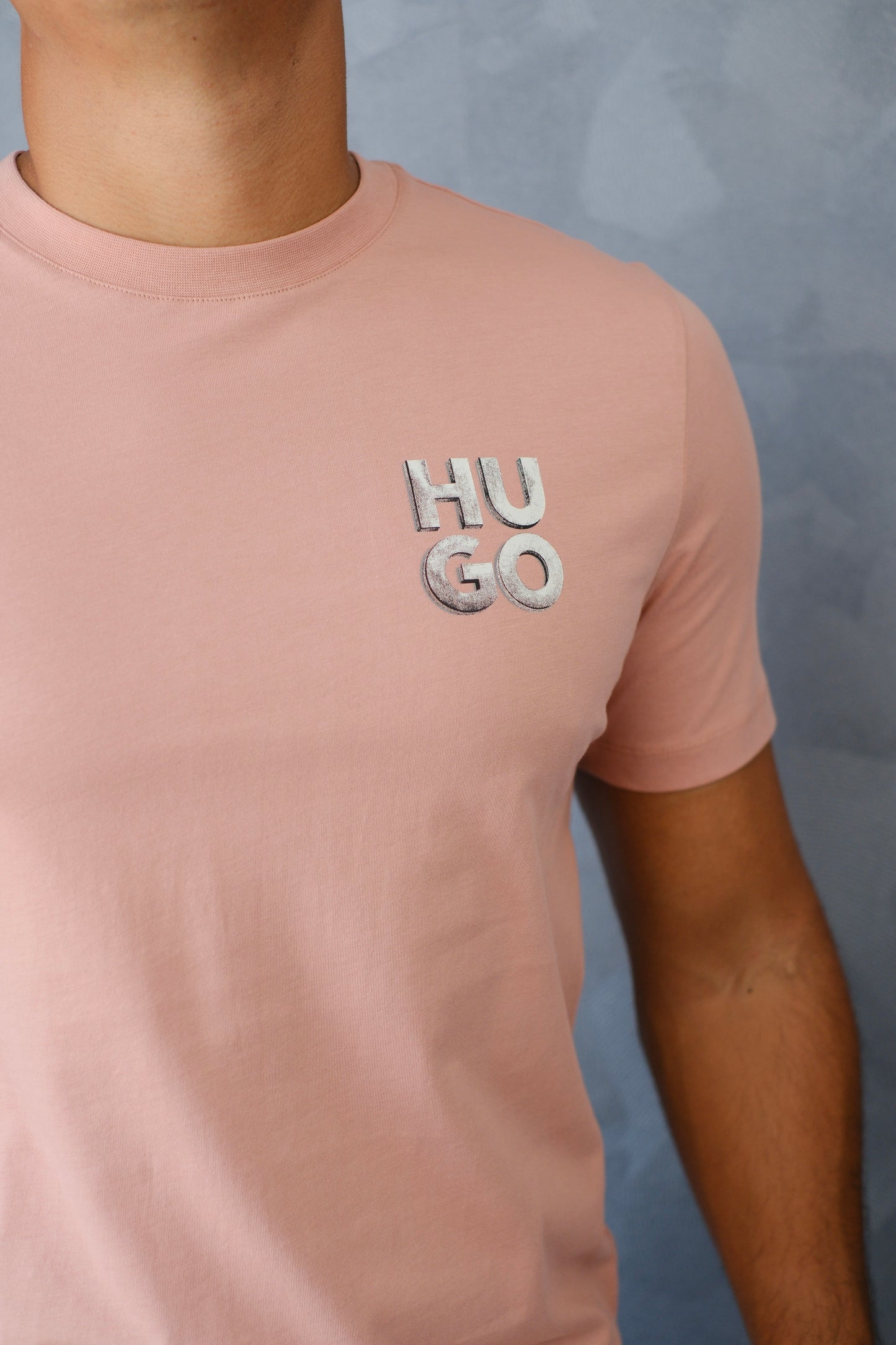 Camiseta HUG Rosa Logo Gris