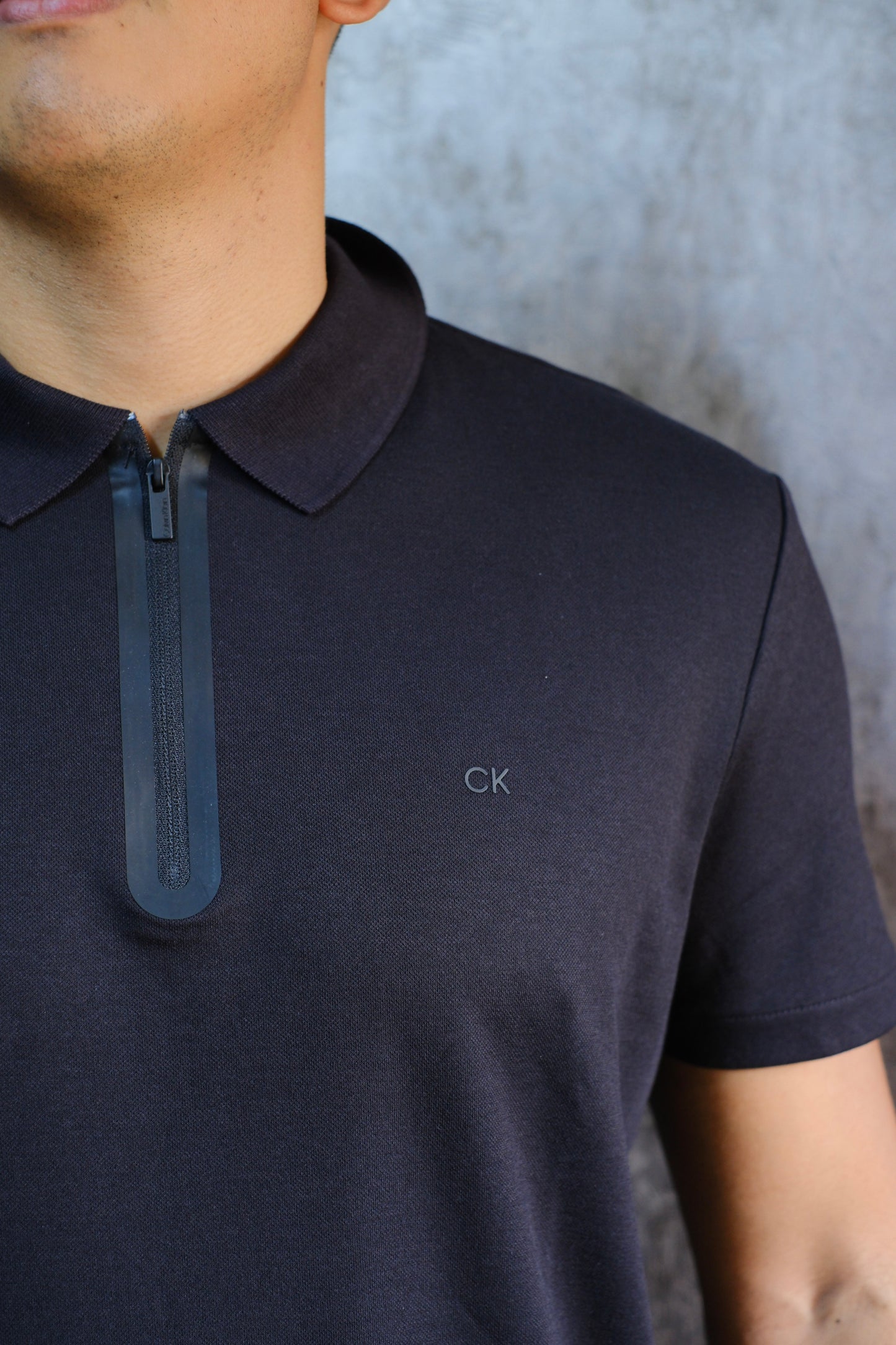 Polo CAL Negra Cremallera
