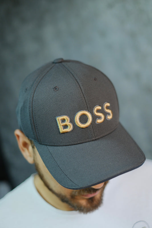 Gorra HUG Gris Logo Dorado