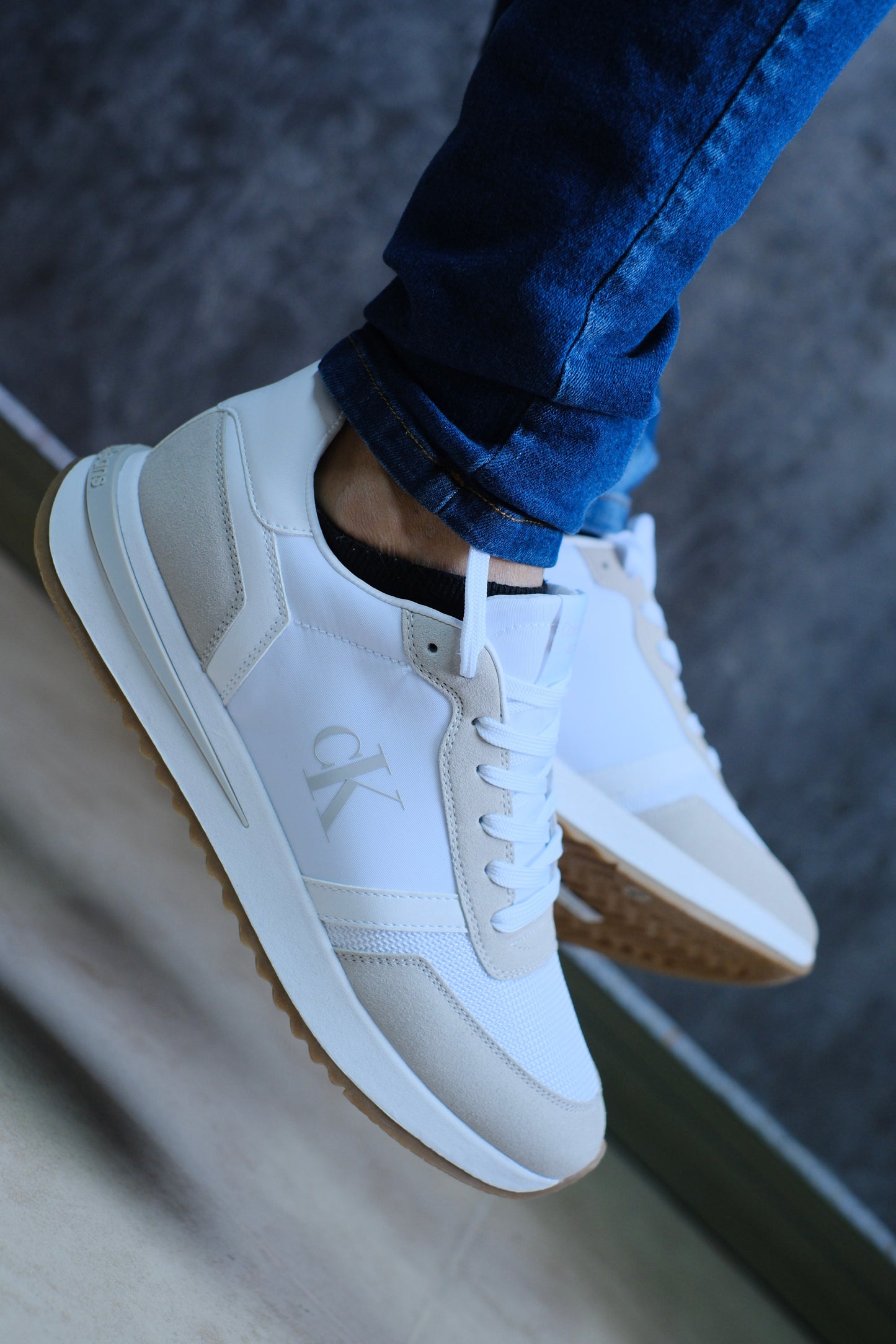 Tenis CK Blanco Grises