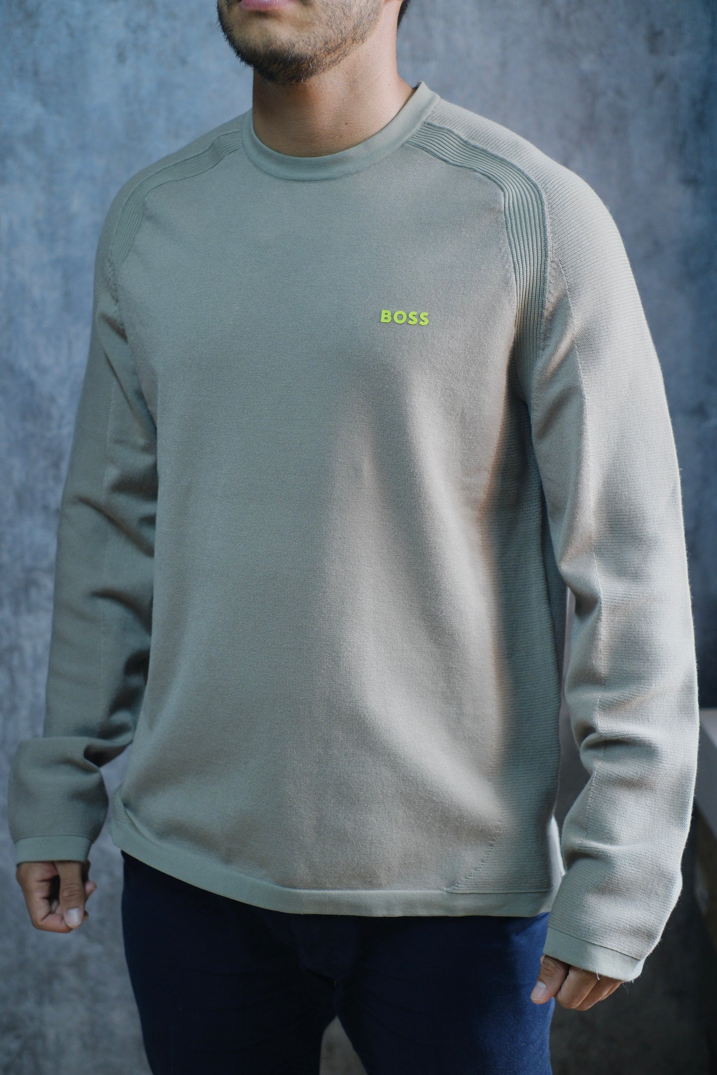 Buso HUG beige logo