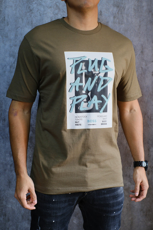 Camiseta HUG Verde Logo Letras
