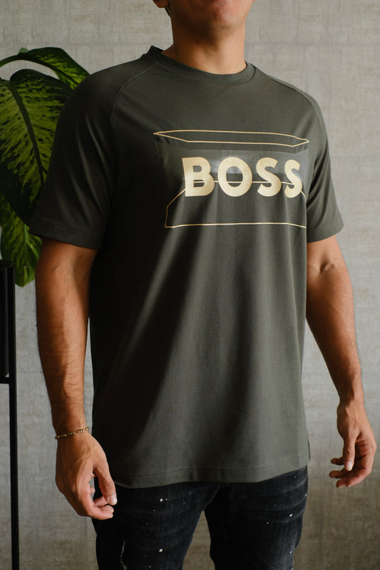 Camiseta HUG Verde Logo Dorado