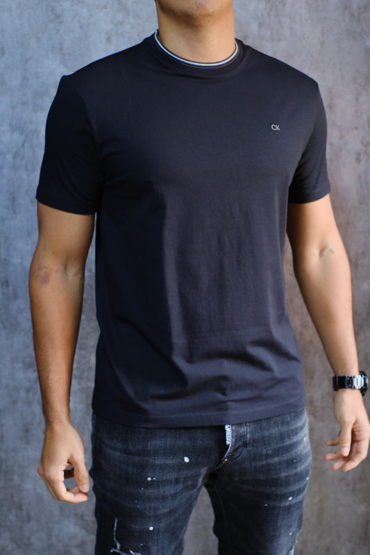 Camiseta CAL Negra Logo Gris