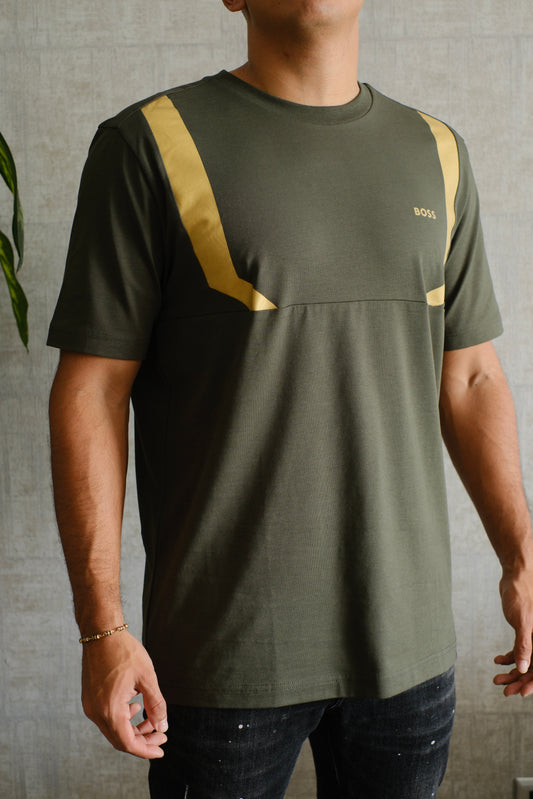 Camiseta HUG verde con dorado