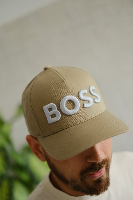Gorra HUG Beige Logo Blanco