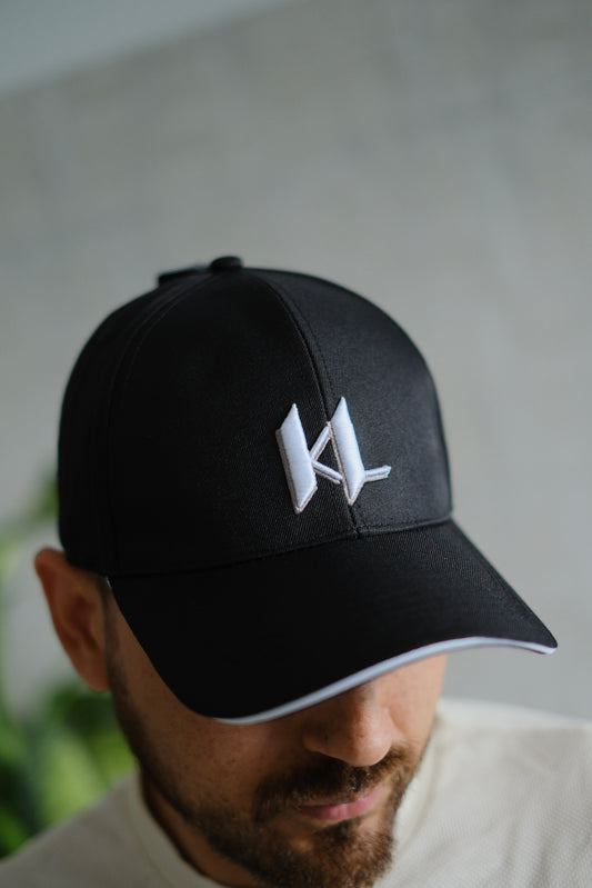 Gorra KAR Negra Logo Blanco