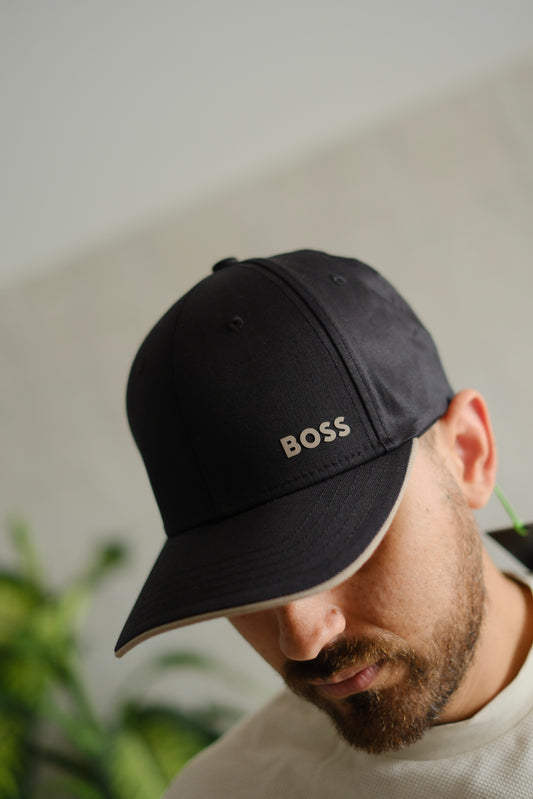 Gorra HUG Negra Logo Cafe