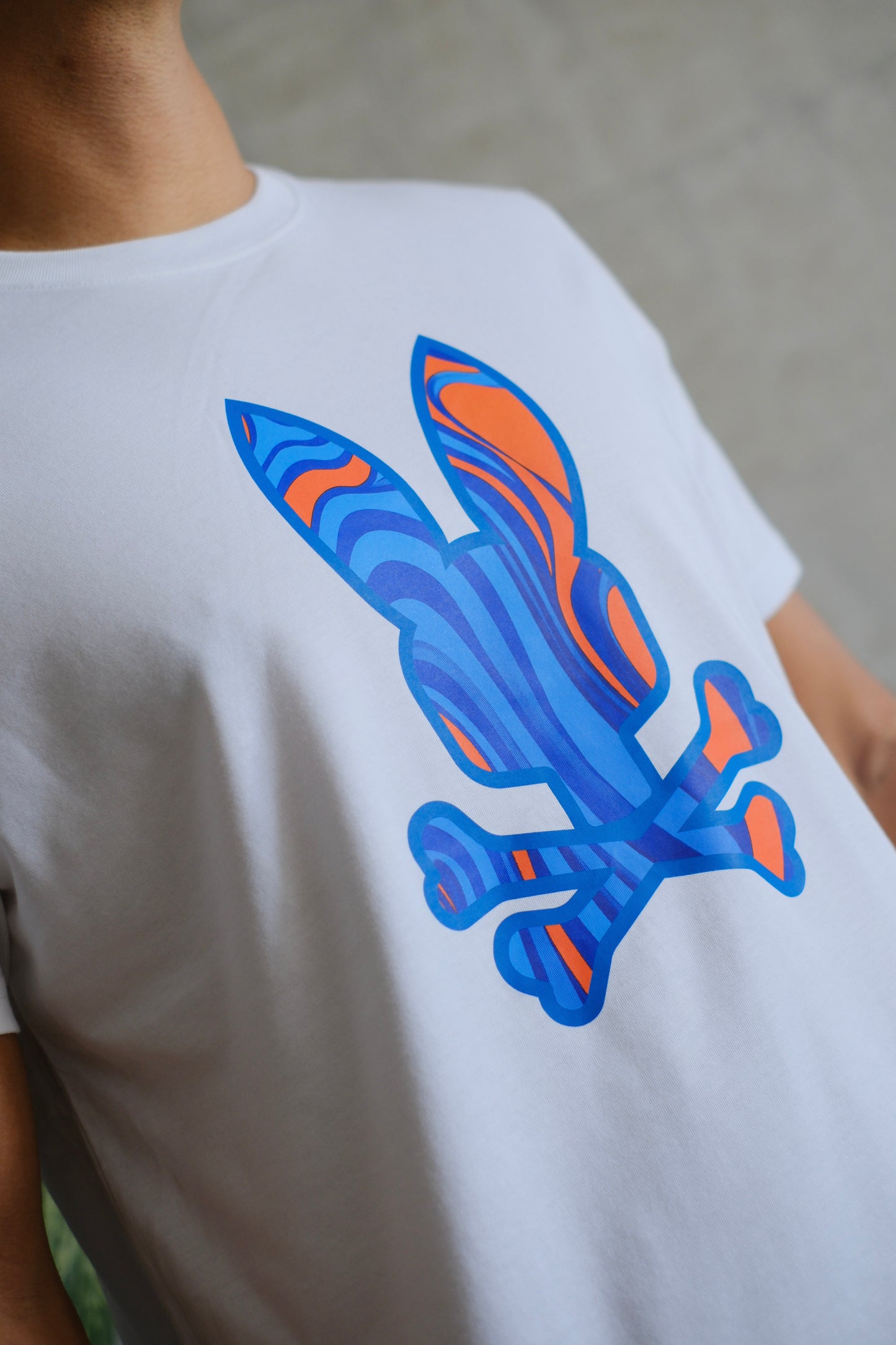 Camiseta PSY blanca logo azul
