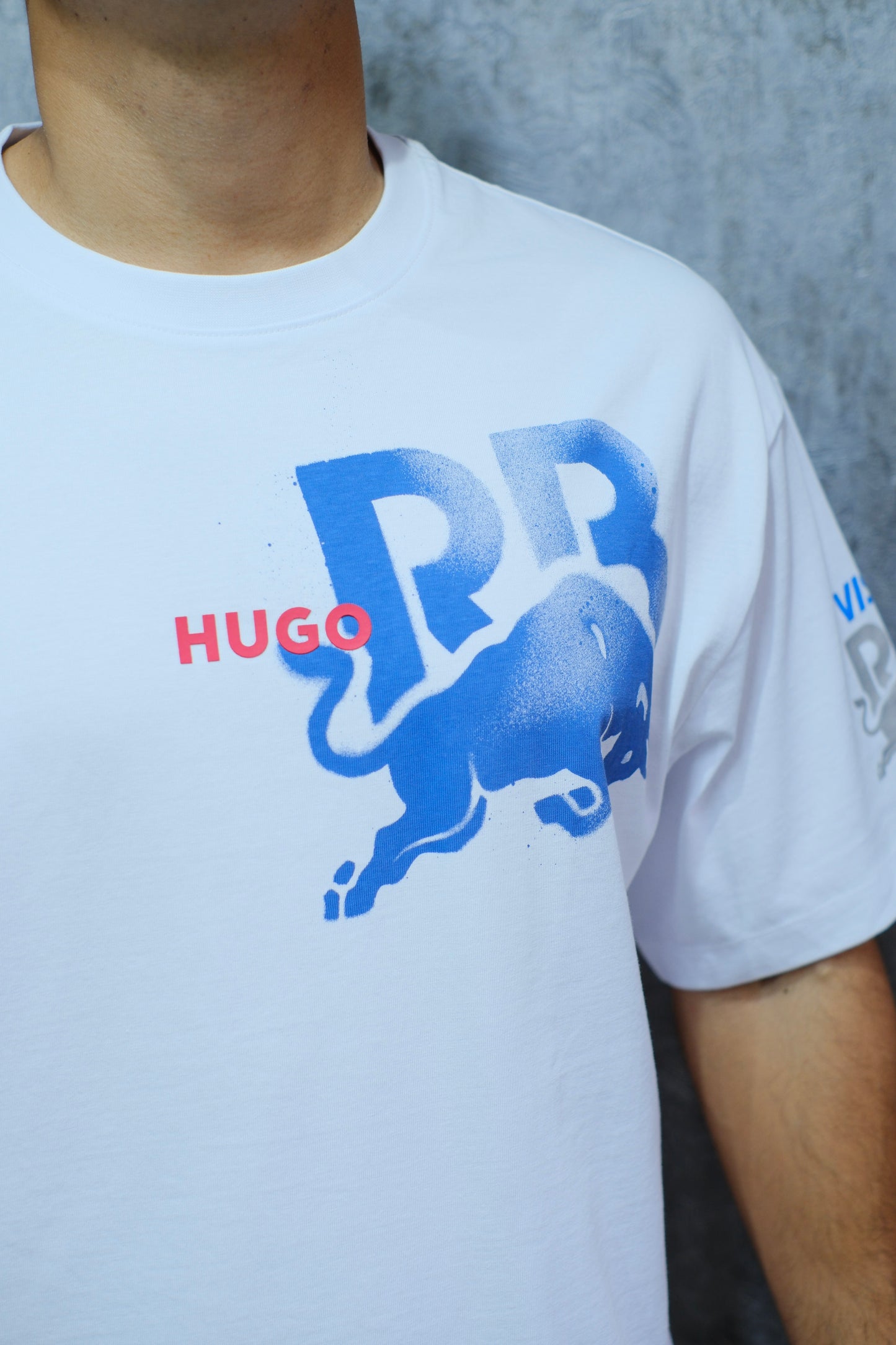 Camiseta HUG RB blanca logo azul