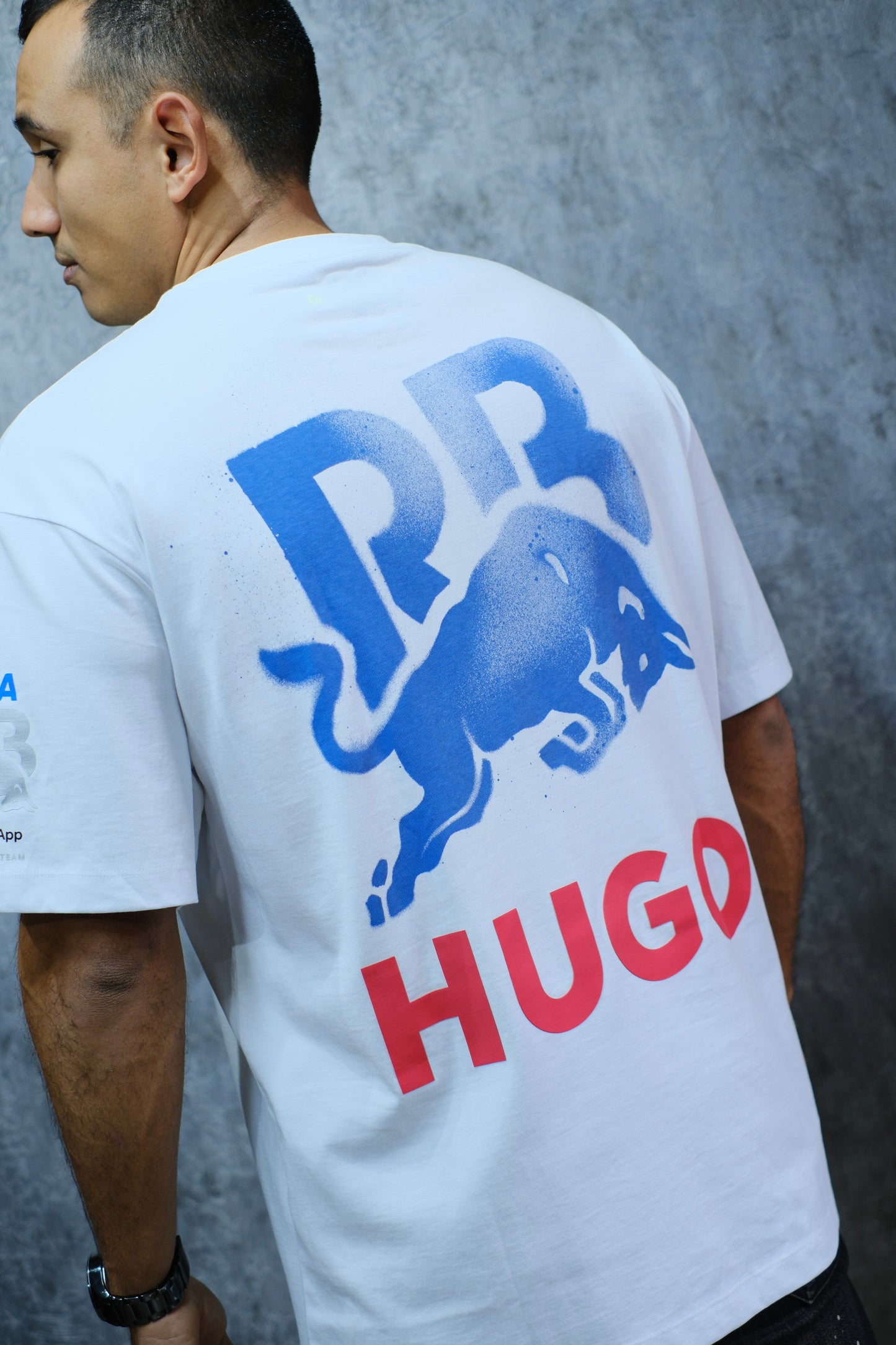 Camiseta HUG RB blanca logo azul