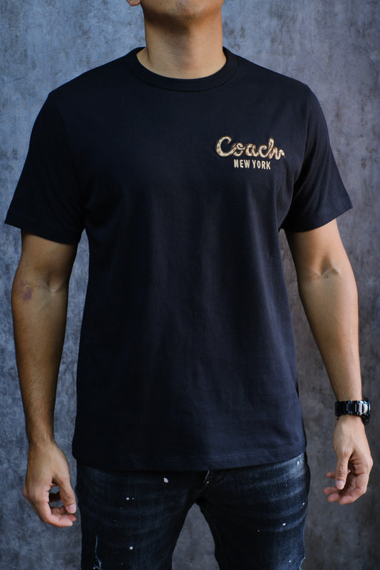 Camiseta COA Negra Logo Bordado Café